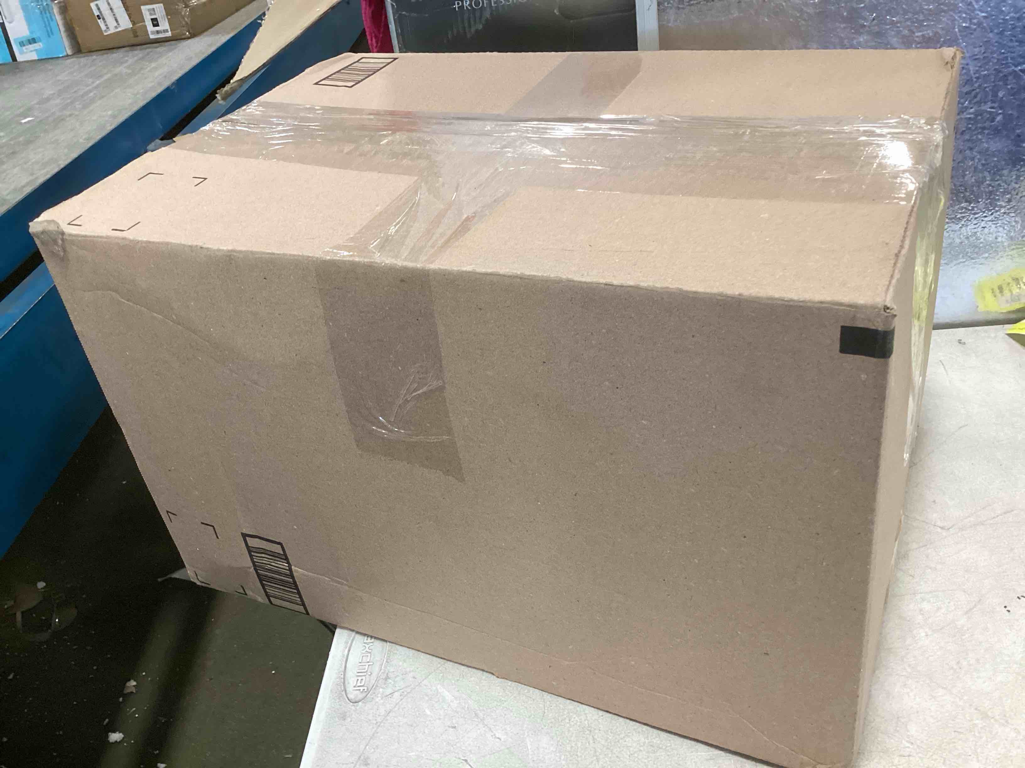 https://s3.amazonaws.com/lotting-images-prod/bidfta/YEL6373982_1713205202930.jpeg