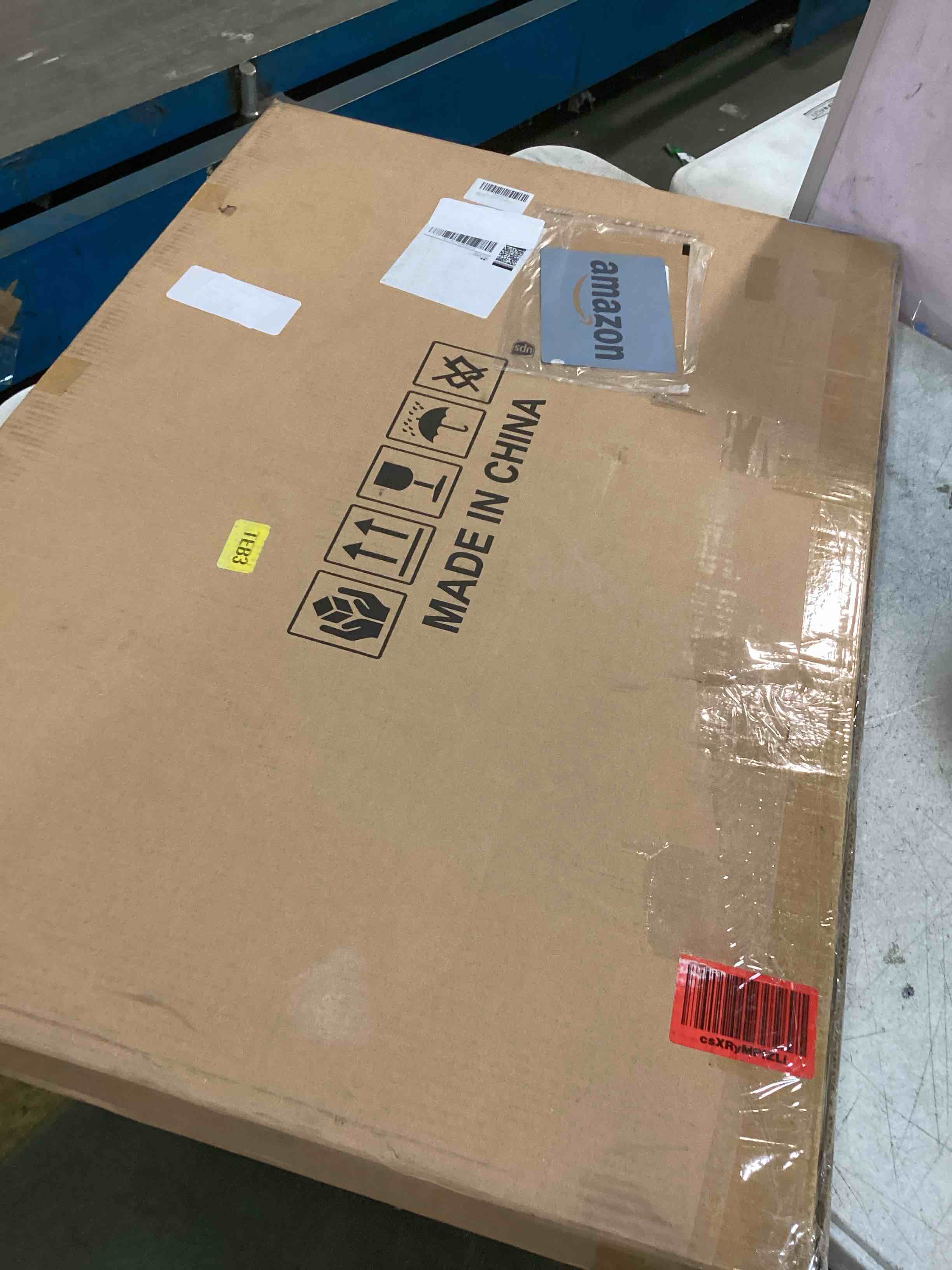 https://s3.amazonaws.com/lotting-images-prod/bidfta/YEL6374078_1713272586200.jpeg