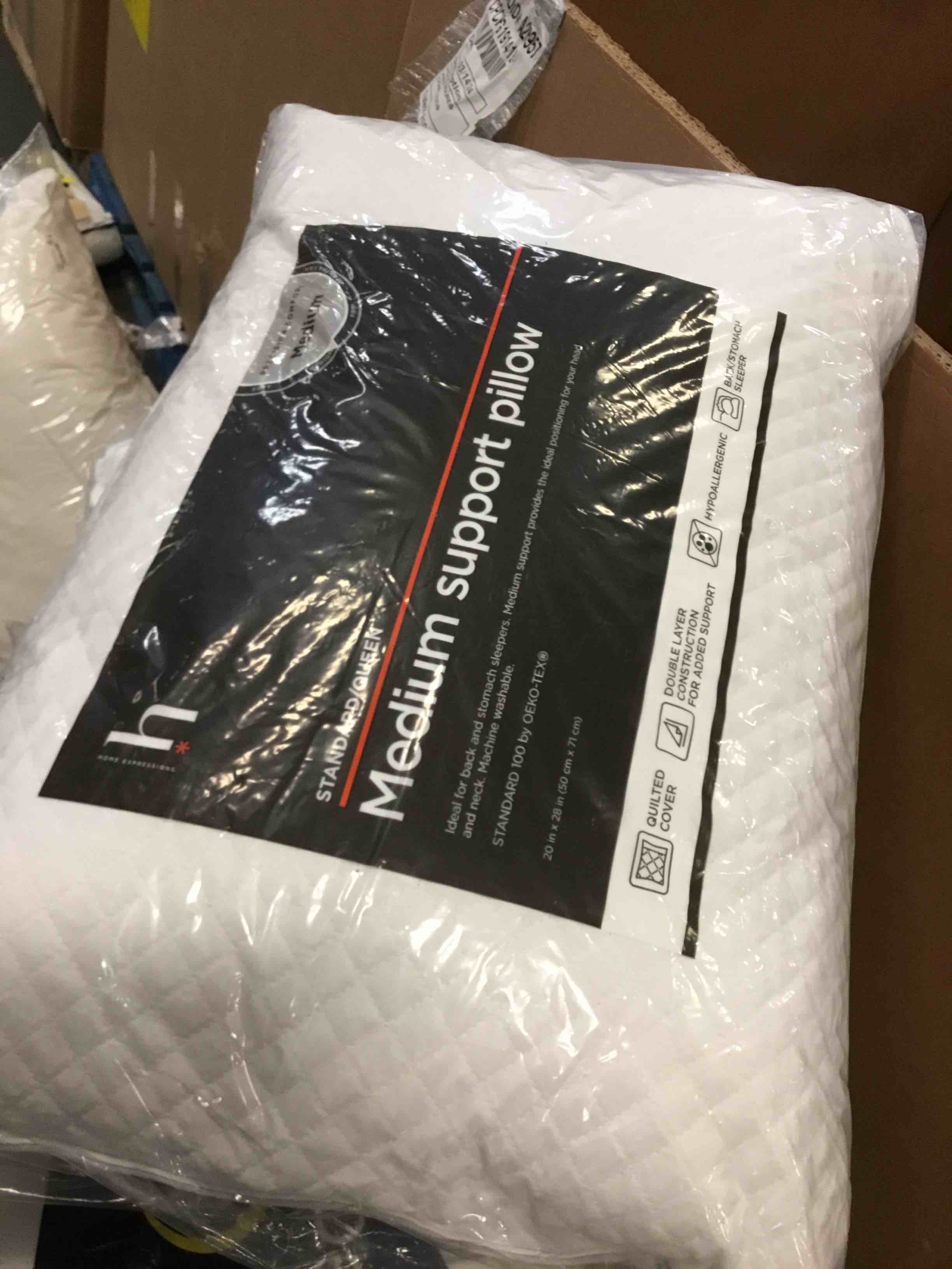   Bed Pillows Queen Size Set of 2, Medium Firm Down Alternative Pillow 2 Pack, Pillow for Side and Back Sleeper, Soft Hotel Collection Gel Pillows for Sleeping(20x30) Roll over image to zoom in                      2 VIDEOS Bed Pillows Queen Size Set of 2, Medium Firm Down Alternative Pillow 1 Pack, Pillow for Side and Back Sleeper, Soft Hotel Collection Gel Pillows for Sleeping(