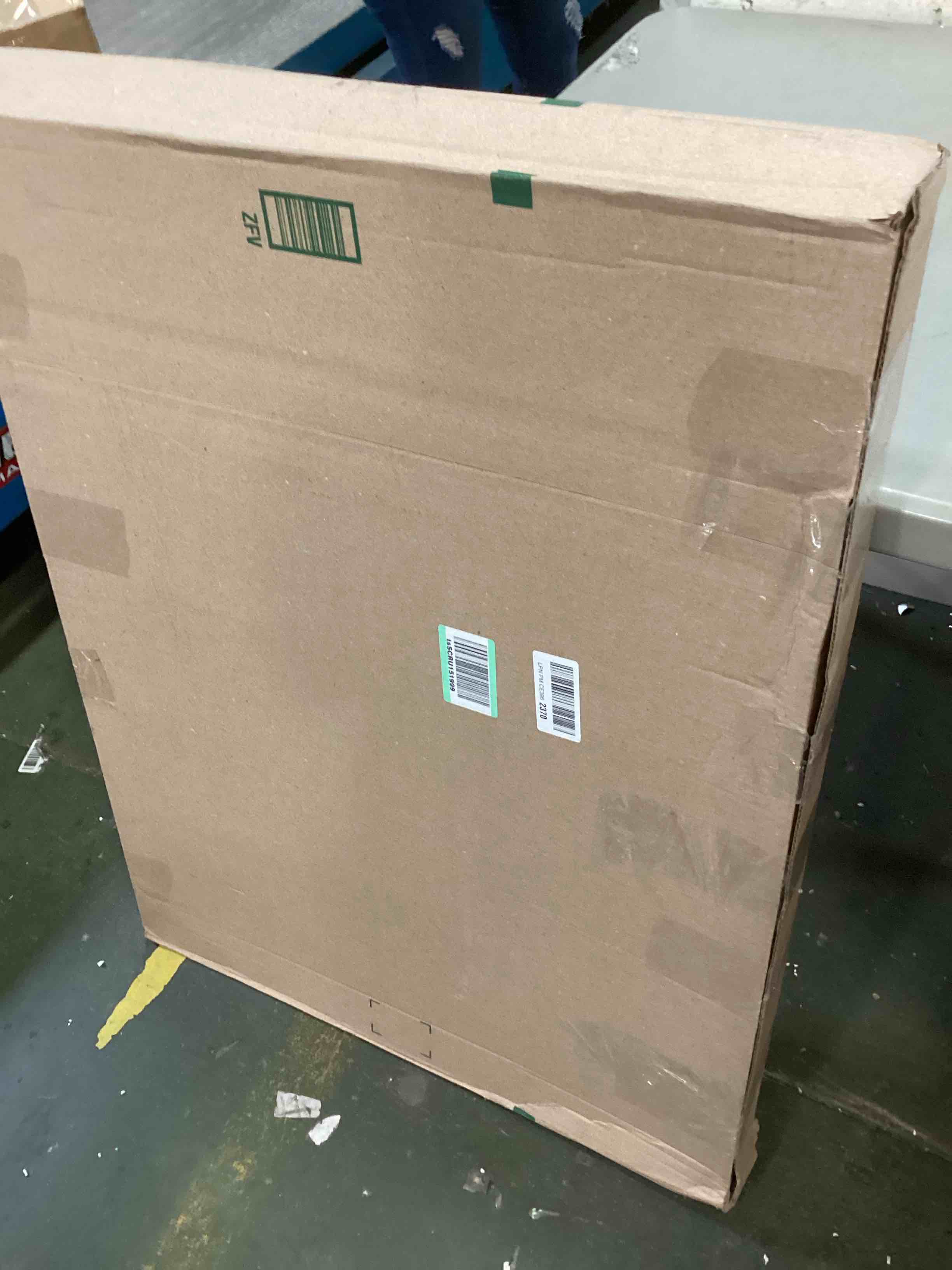 https://s3.amazonaws.com/lotting-images-prod/bidfta/YEL6375063_1713627542935.jpeg