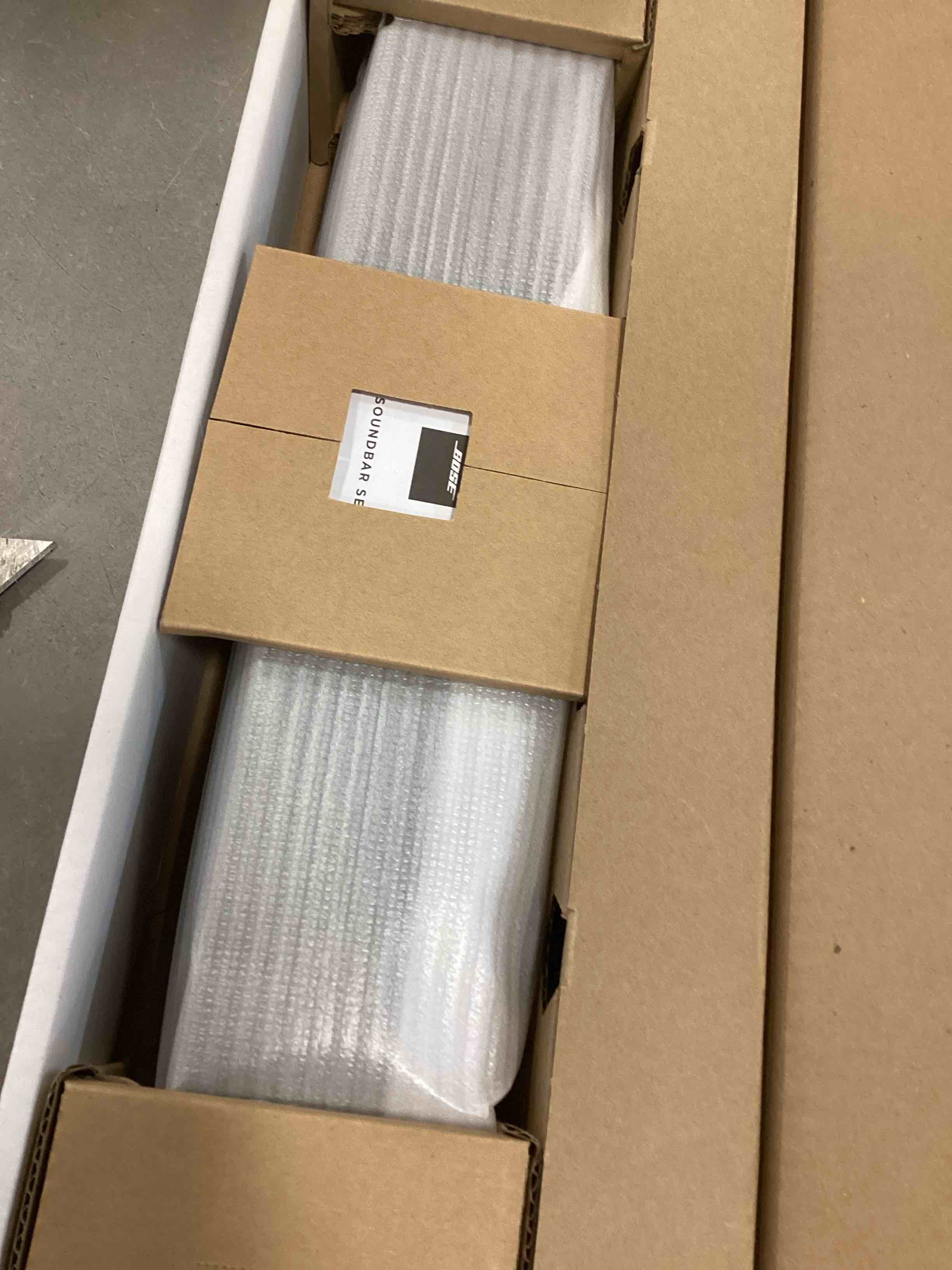 https://s3.amazonaws.com/lotting-images-prod/bidfta/YEL6375439_1713884339112.jpeg