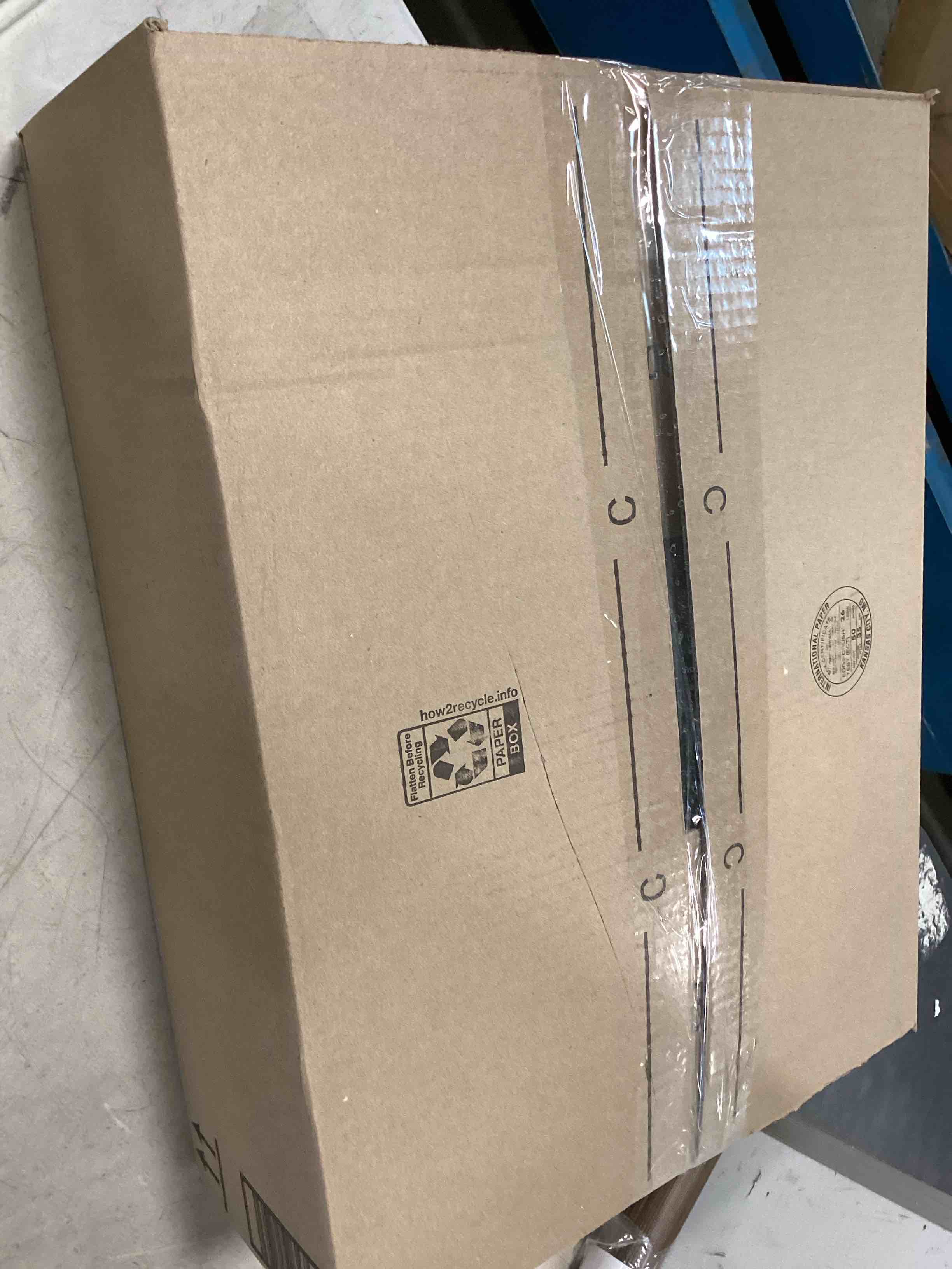 https://s3.amazonaws.com/lotting-images-prod/bidfta/YEL6375708_1713796937462.jpeg