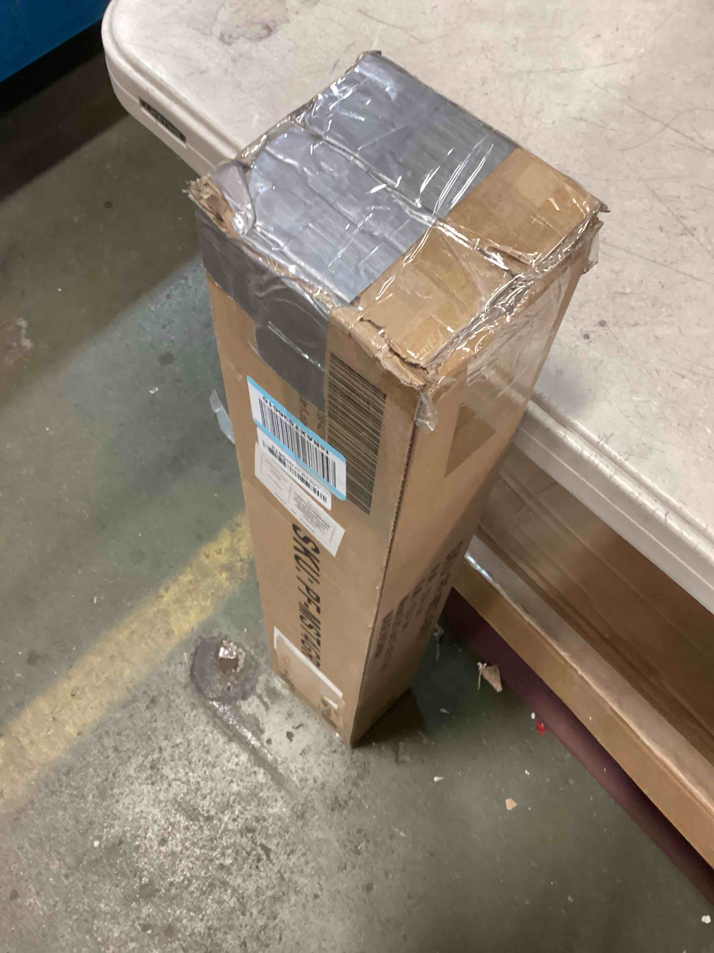 https://s3.amazonaws.com/lotting-images-prod/bidfta/YEL6375725_1713799139923.jpeg