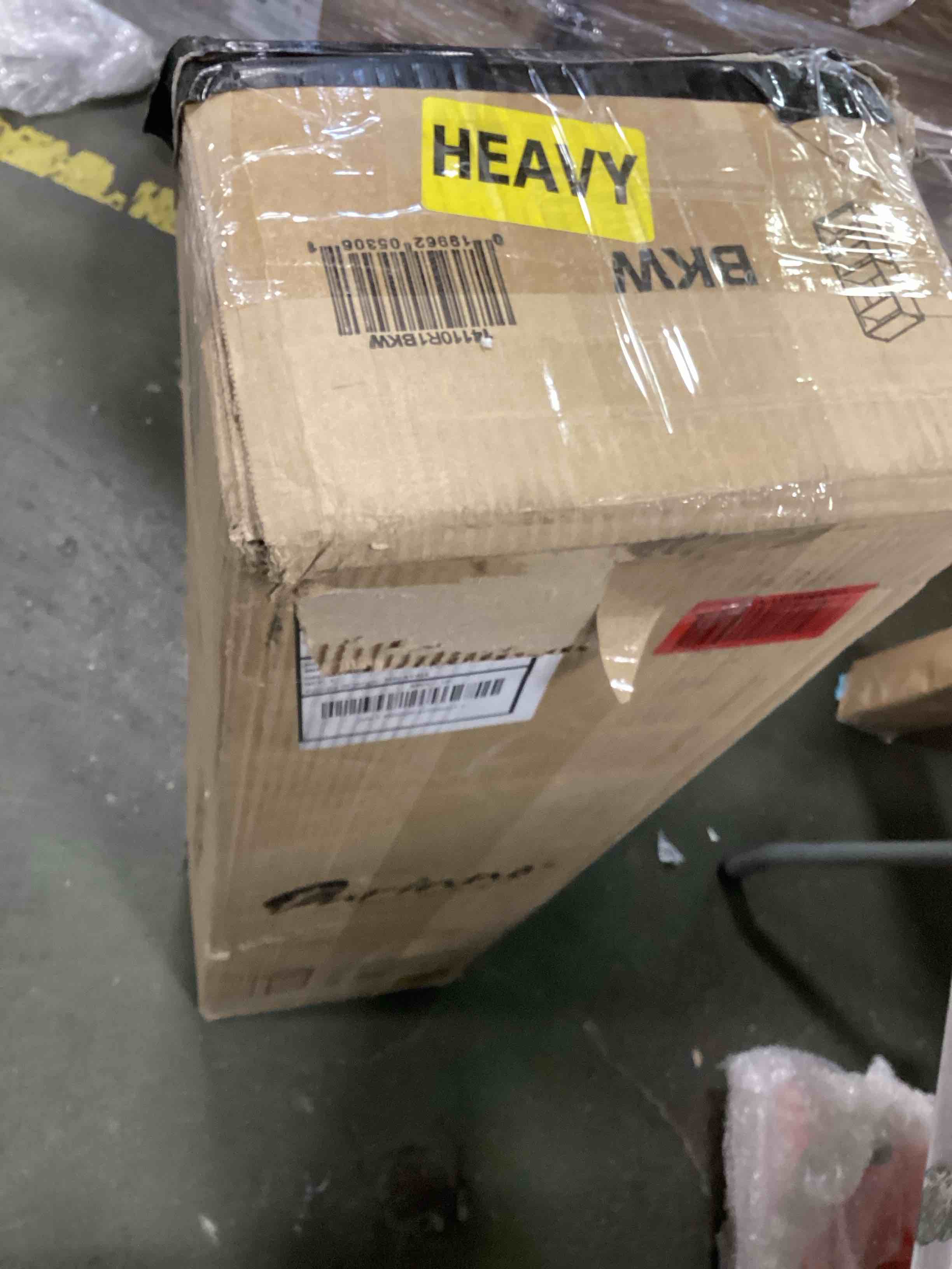 https://s3.amazonaws.com/lotting-images-prod/bidfta/YEL6376307_1714047228470.jpeg