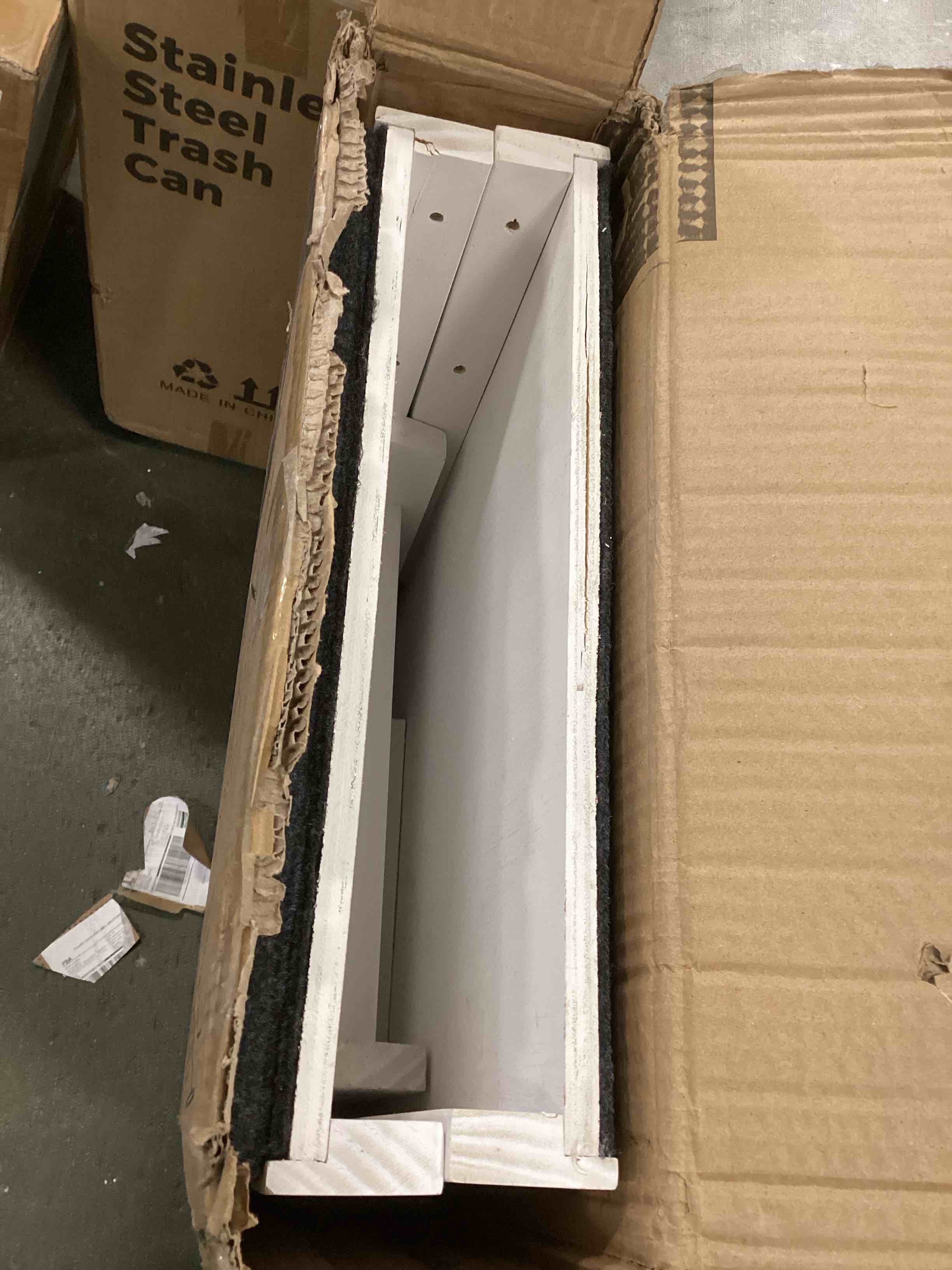 https://s3.amazonaws.com/lotting-images-prod/bidfta/YEL6376473_1714070267727.jpeg