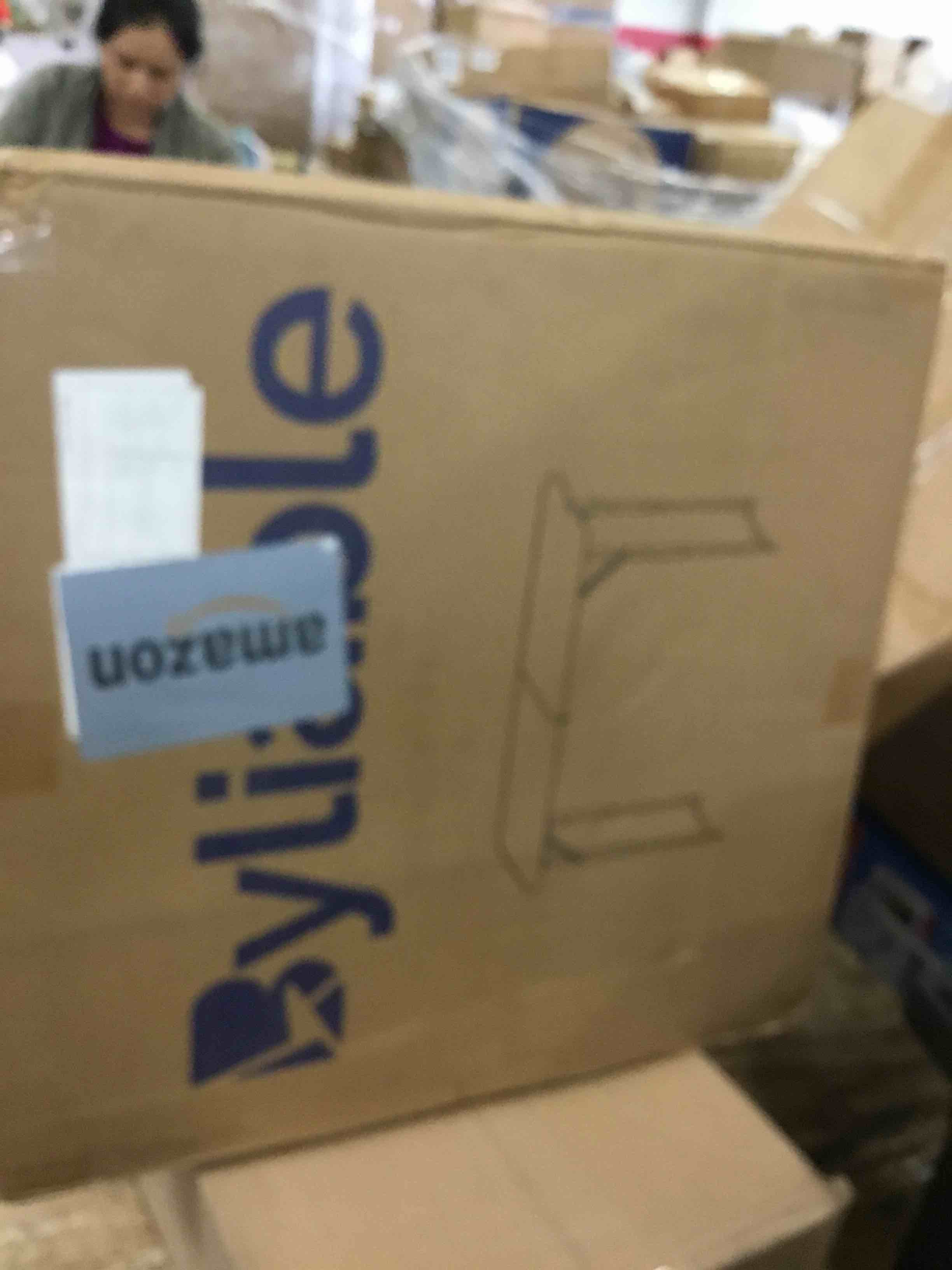 https://s3.amazonaws.com/lotting-images-prod/bidfta/YEL6378118_1713895302386.jpeg
