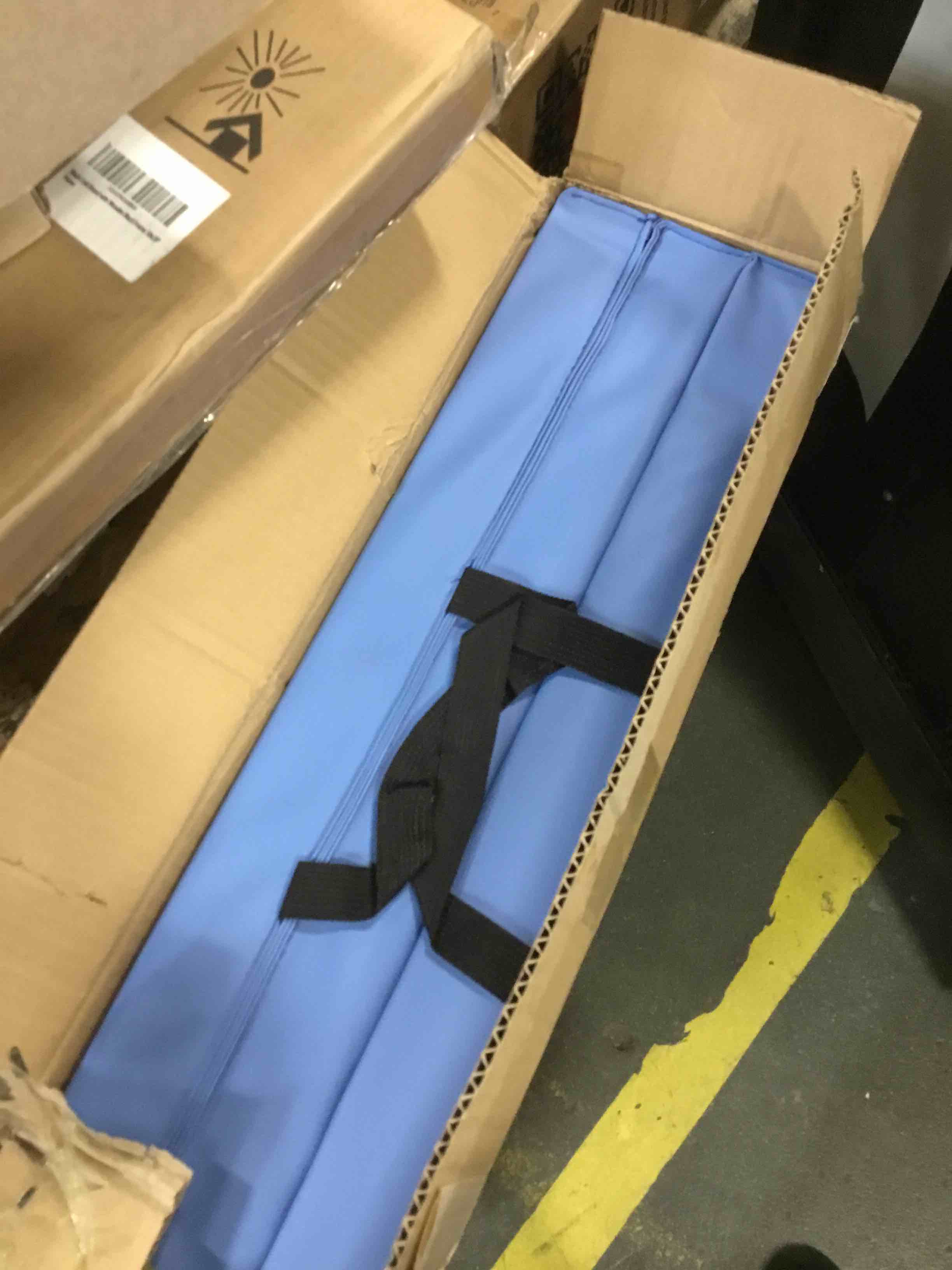 https://s3.amazonaws.com/lotting-images-prod/bidfta/YEL6378131_1713896918797.jpeg