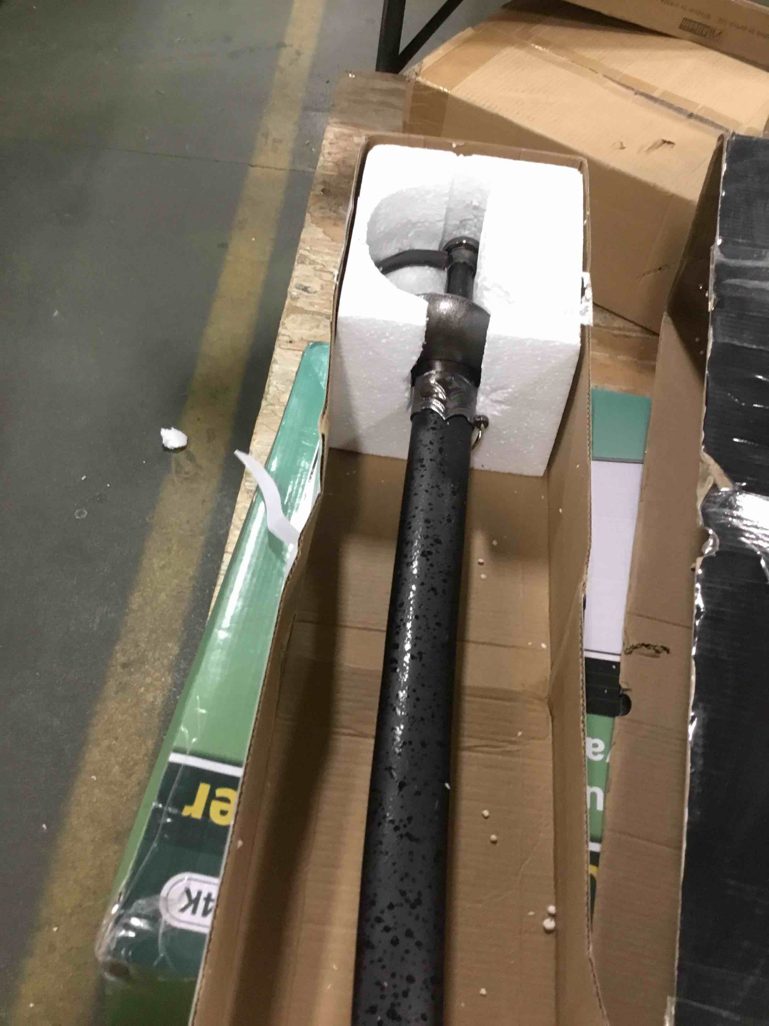 https://s3.amazonaws.com/lotting-images-prod/bidfta/YEL6378402_1714043853446.jpeg
