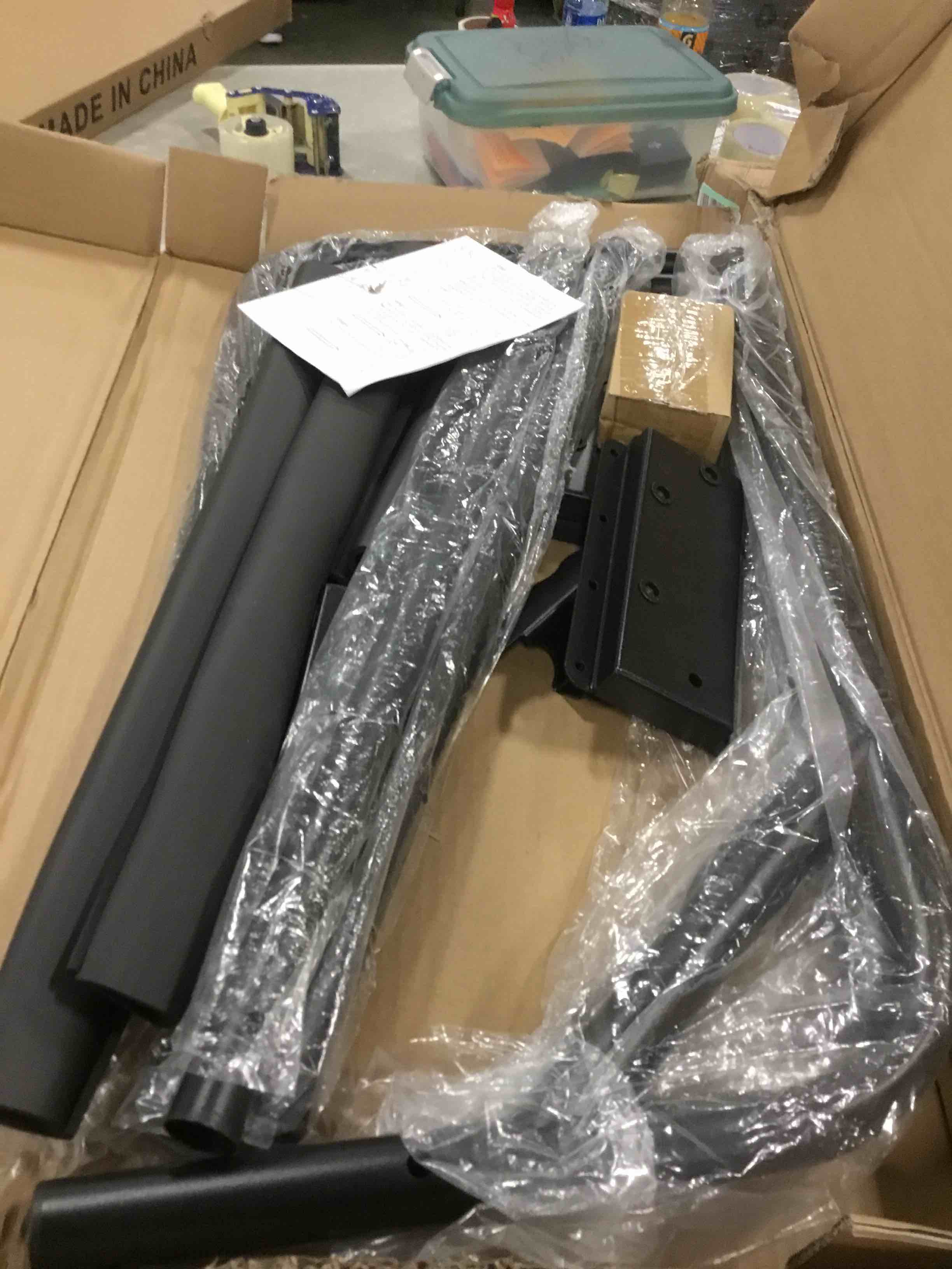 https://s3.amazonaws.com/lotting-images-prod/bidfta/YEL6378414_1714045672633.jpeg