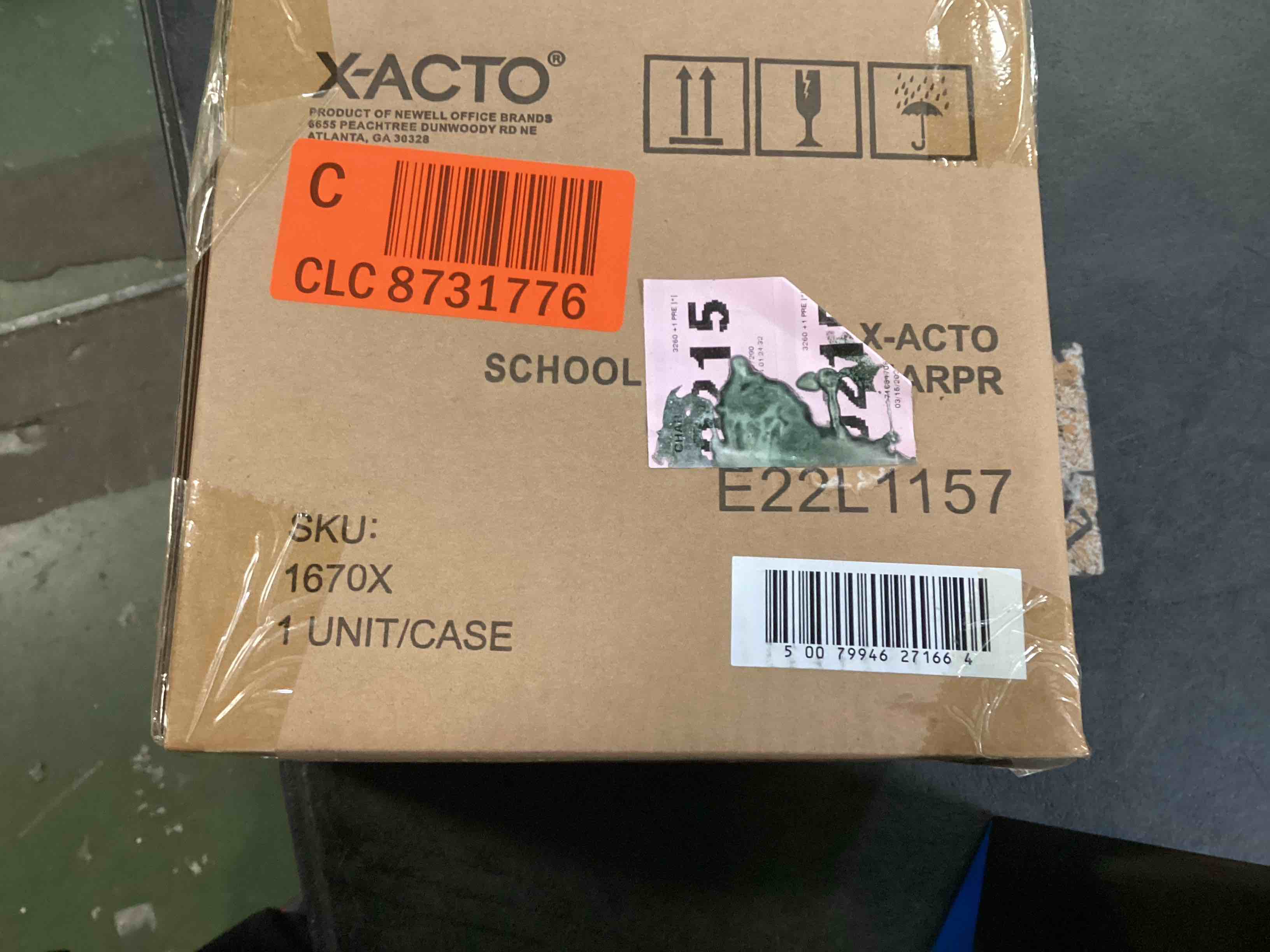 https://s3.amazonaws.com/lotting-images-prod/bidfta/YEL6378649_1715368526977.jpeg