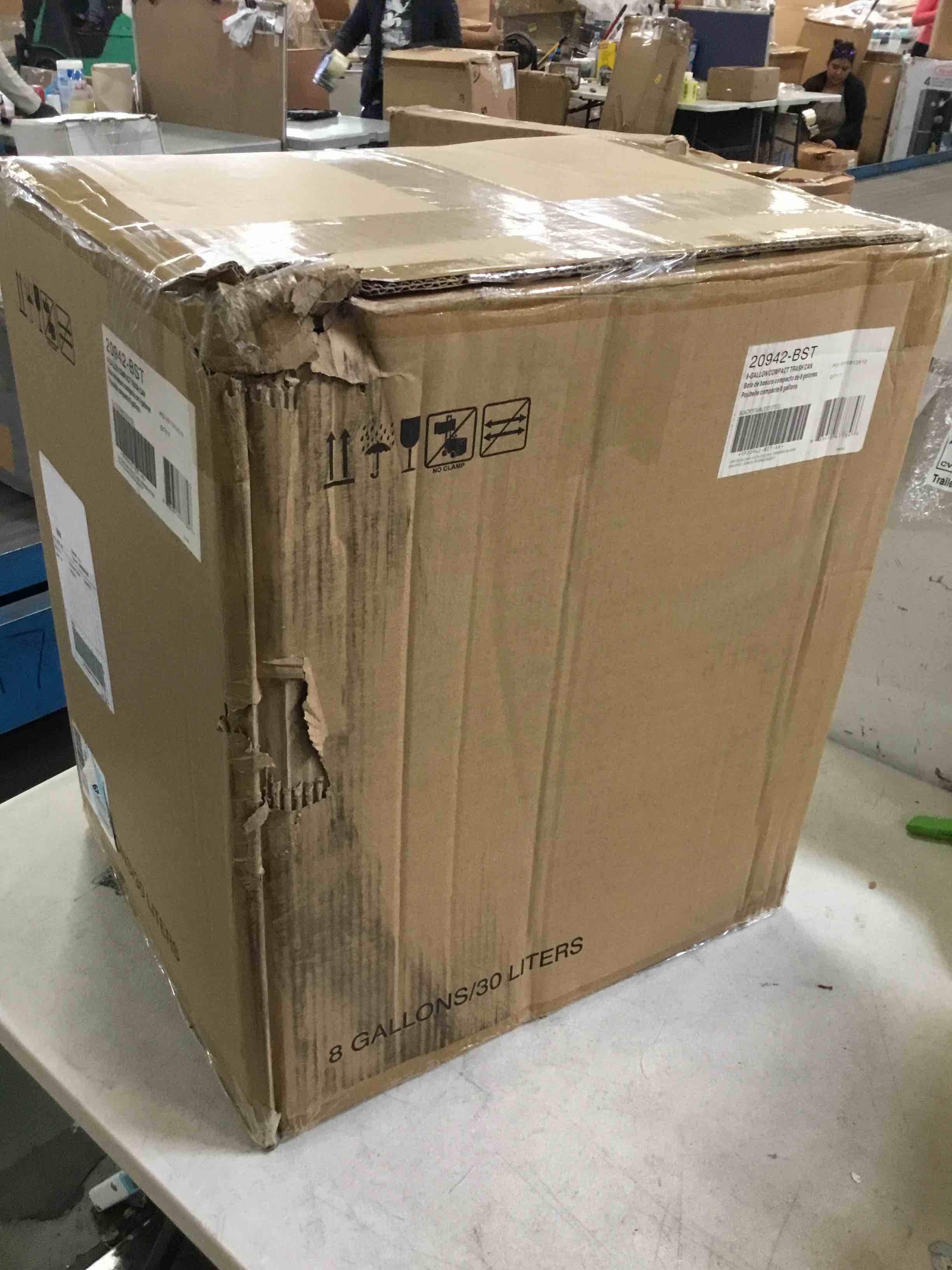 https://s3.amazonaws.com/lotting-images-prod/bidfta/YEL6378775_1715442124199.jpeg