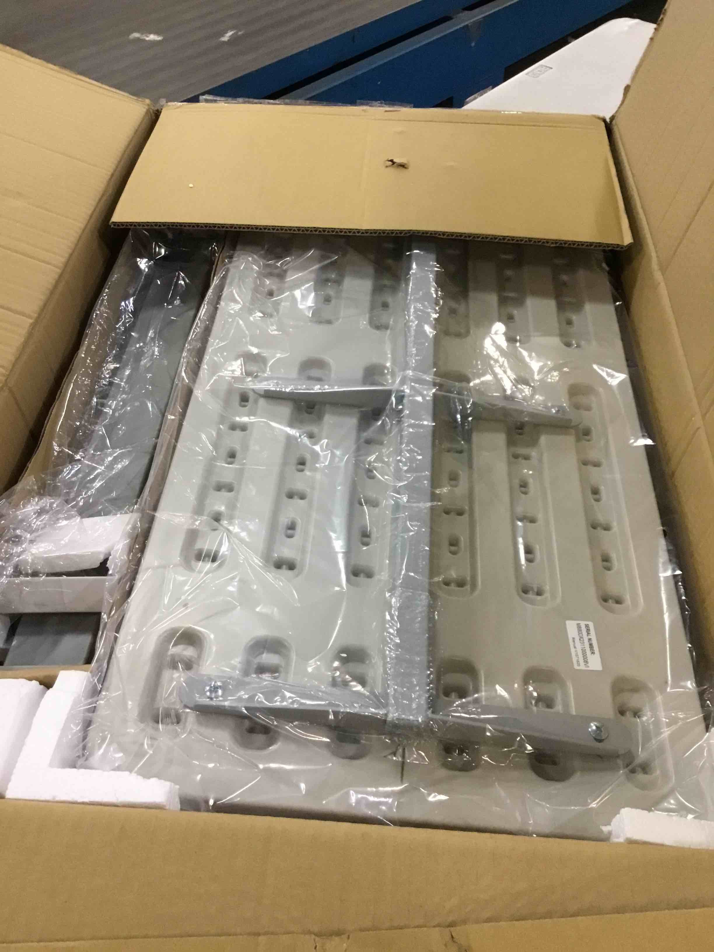 https://s3.amazonaws.com/lotting-images-prod/bidfta/YEL6378791_1715445119518.jpeg