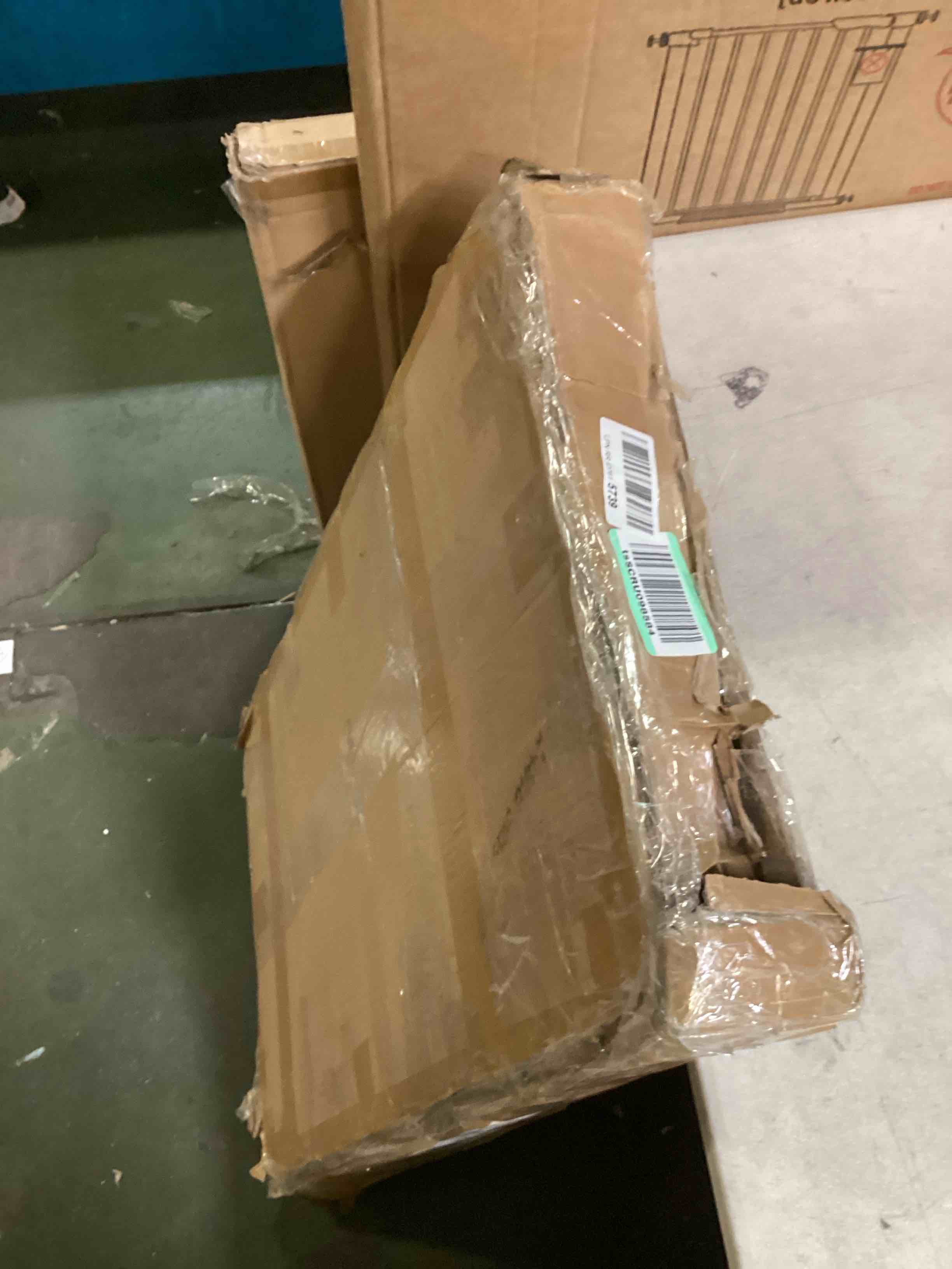 https://s3.amazonaws.com/lotting-images-prod/bidfta/YEL6378904_1715616402849.jpeg