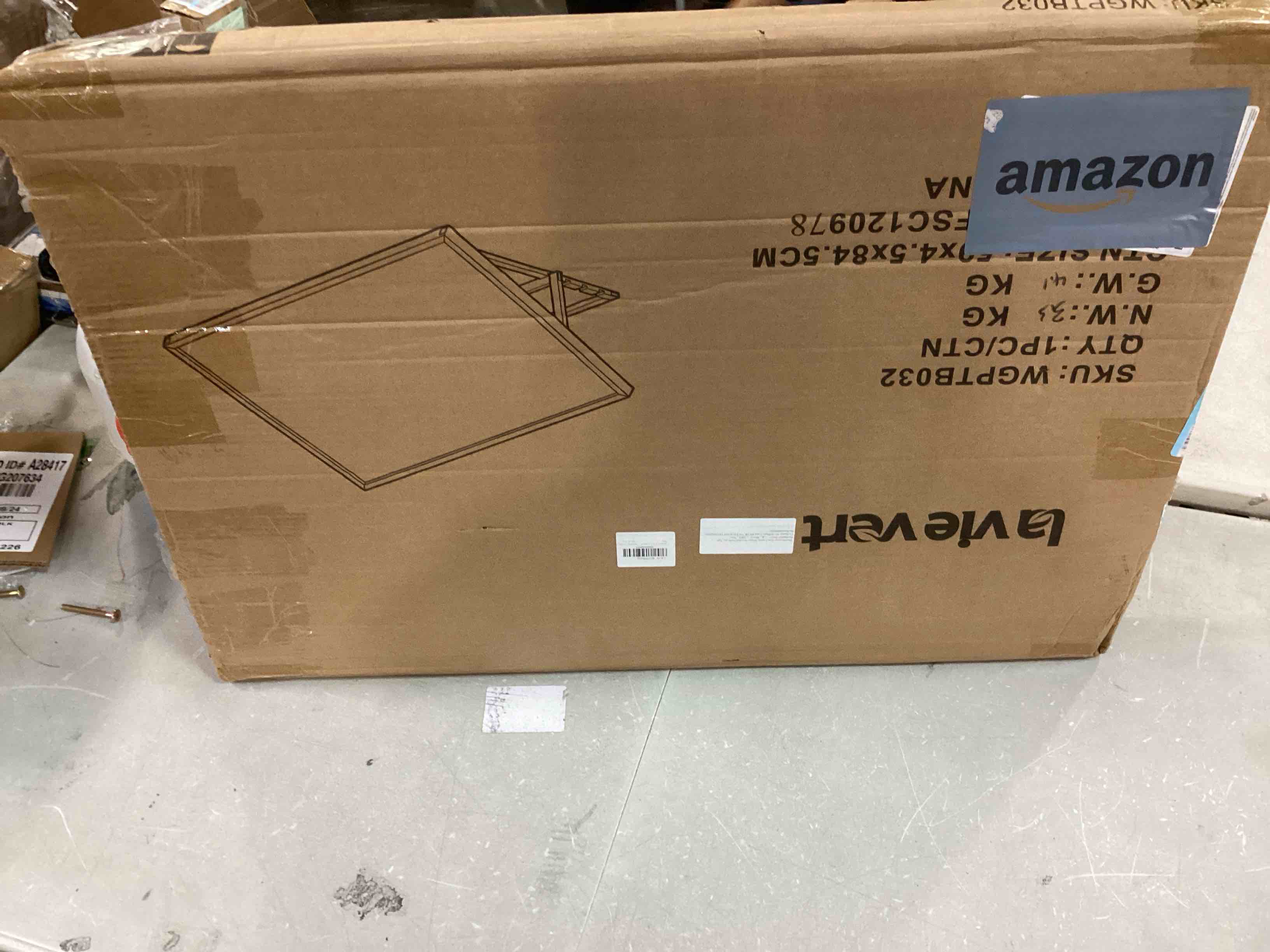 https://s3.amazonaws.com/lotting-images-prod/bidfta/YEL6379121_1715704072698.jpeg