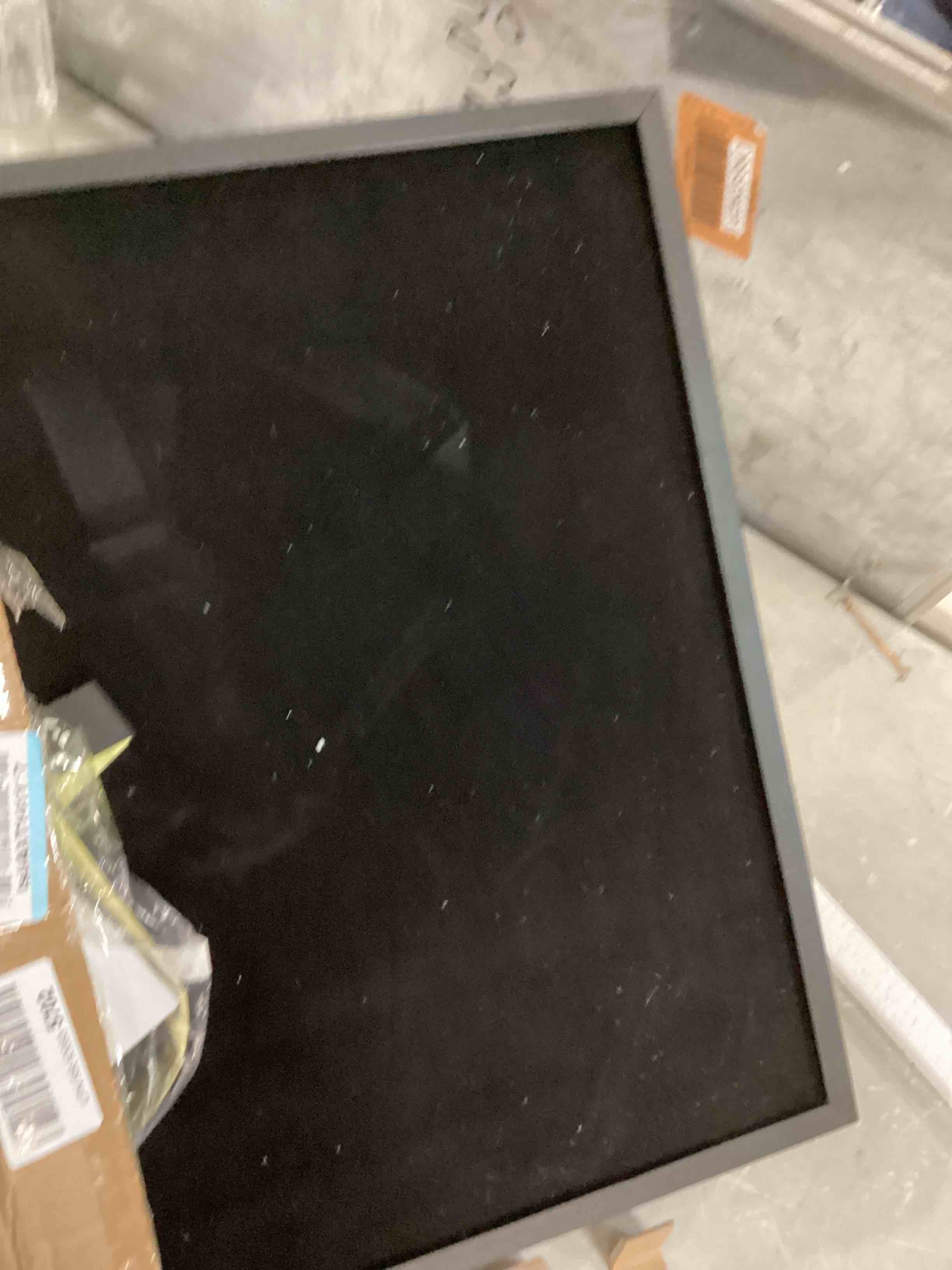 https://s3.amazonaws.com/lotting-images-prod/bidfta/YEL6379121_1715704102671.jpeg