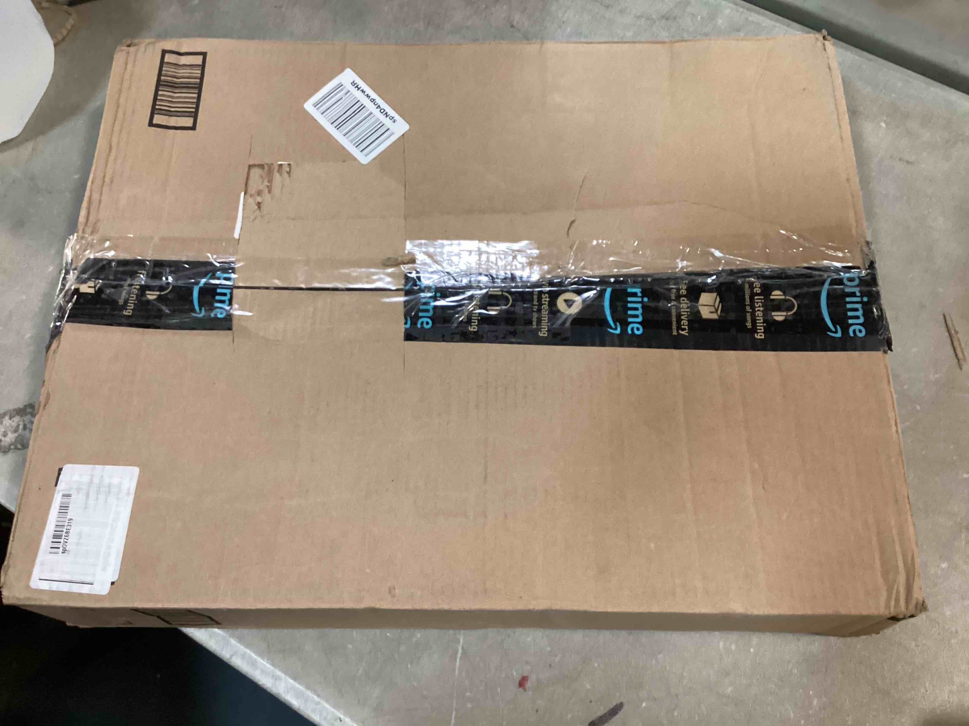 https://s3.amazonaws.com/lotting-images-prod/bidfta/YEL6379903_1716045075564.jpeg