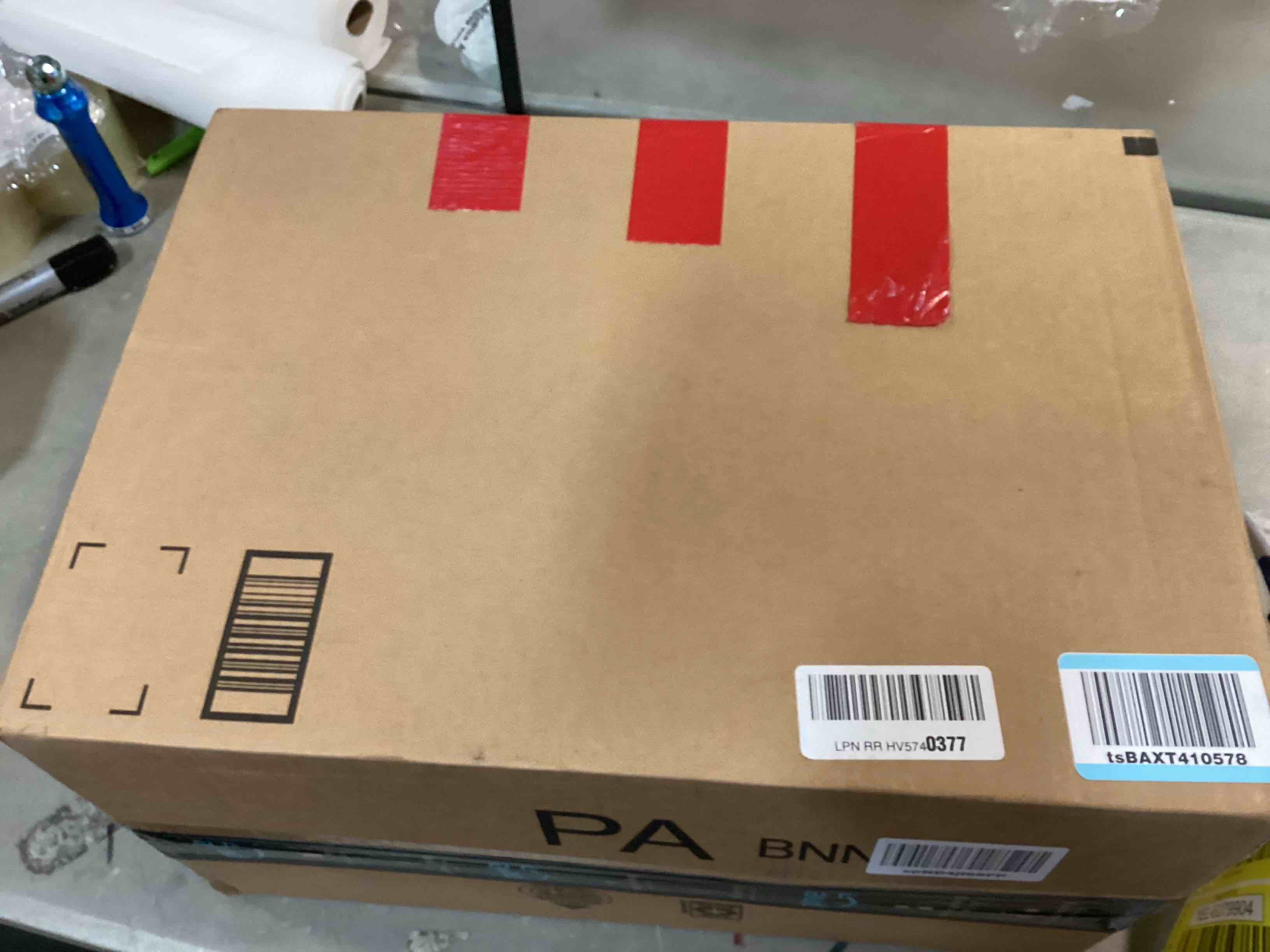 https://s3.amazonaws.com/lotting-images-prod/bidfta/YEL6379904_1716045162292.jpeg