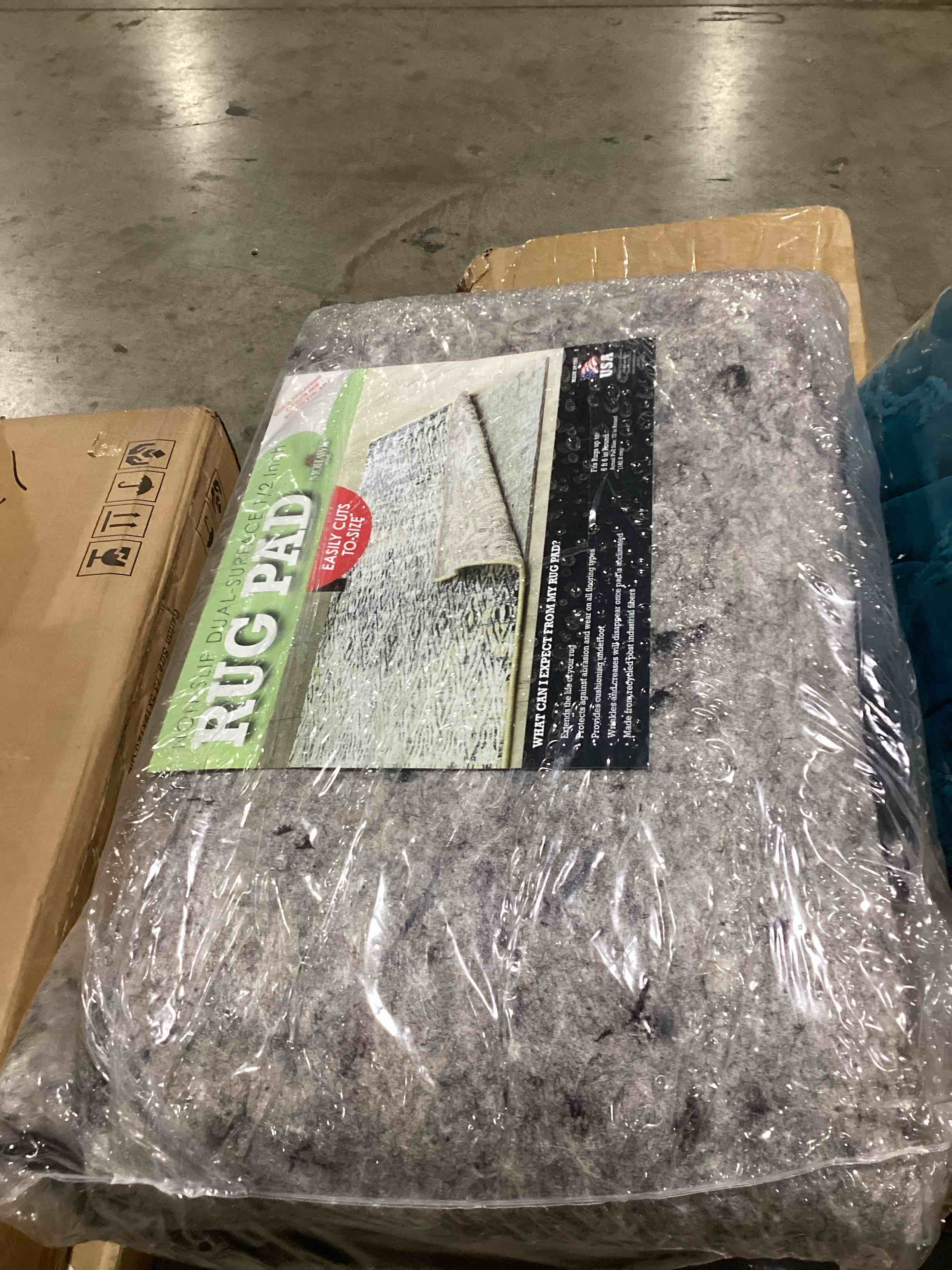 https://s3.amazonaws.com/lotting-images-prod/bidfta/YEL6381808_1715089346851.jpeg