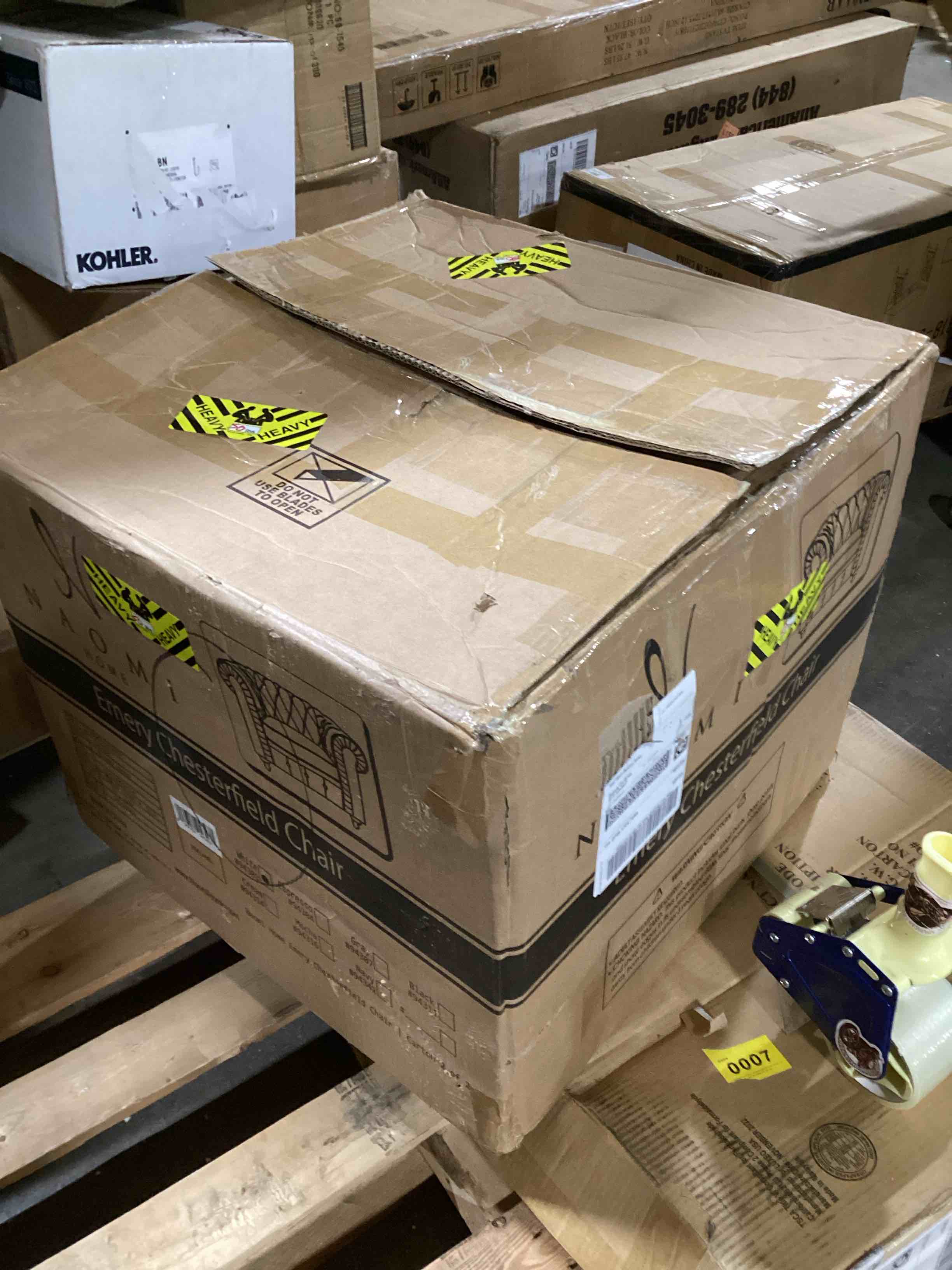 https://s3.amazonaws.com/lotting-images-prod/bidfta/YEL6382811_1716571106029.jpeg