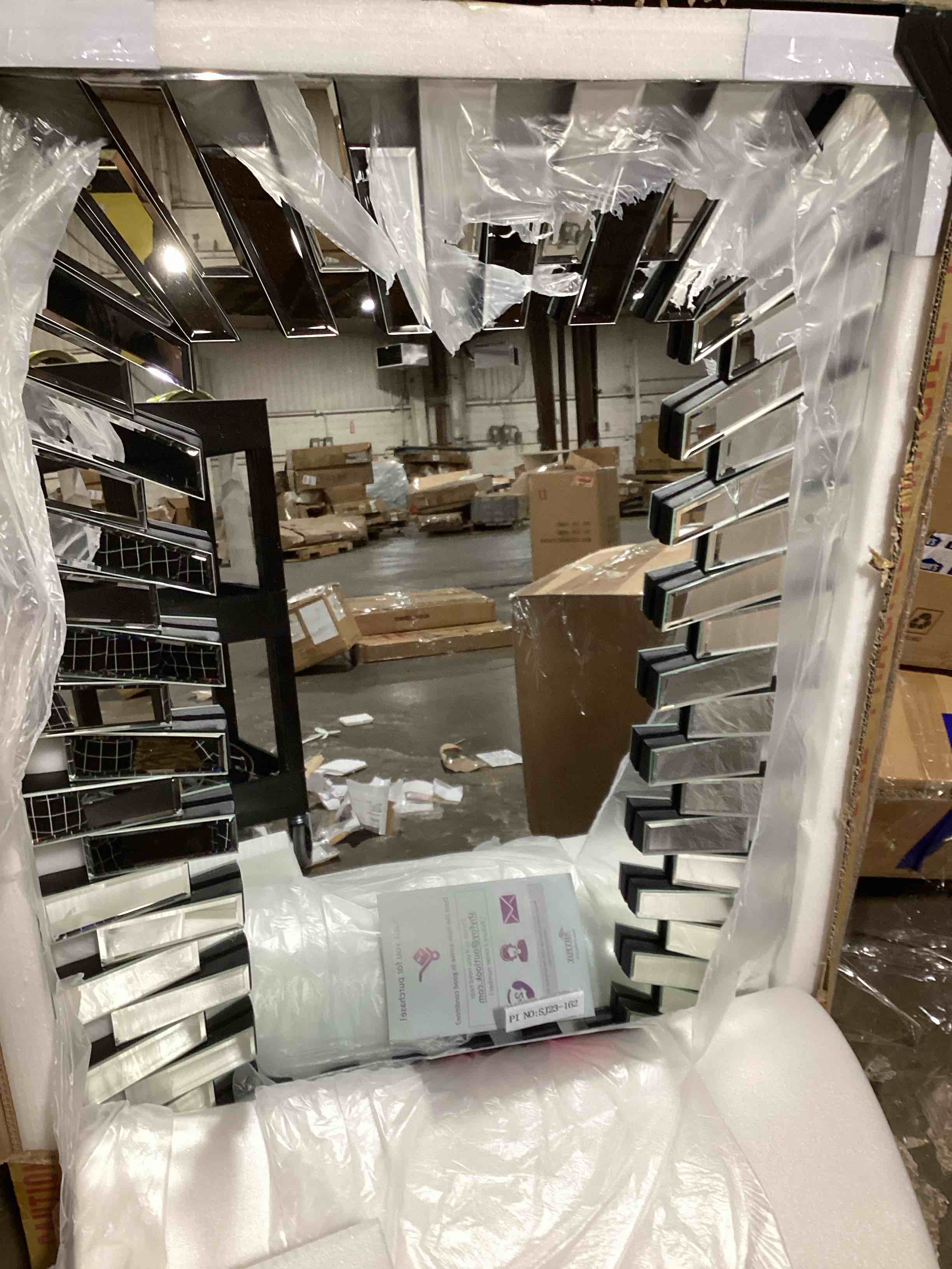 https://s3.amazonaws.com/lotting-images-prod/bidfta/YEL6383979_1713440797767.jpeg