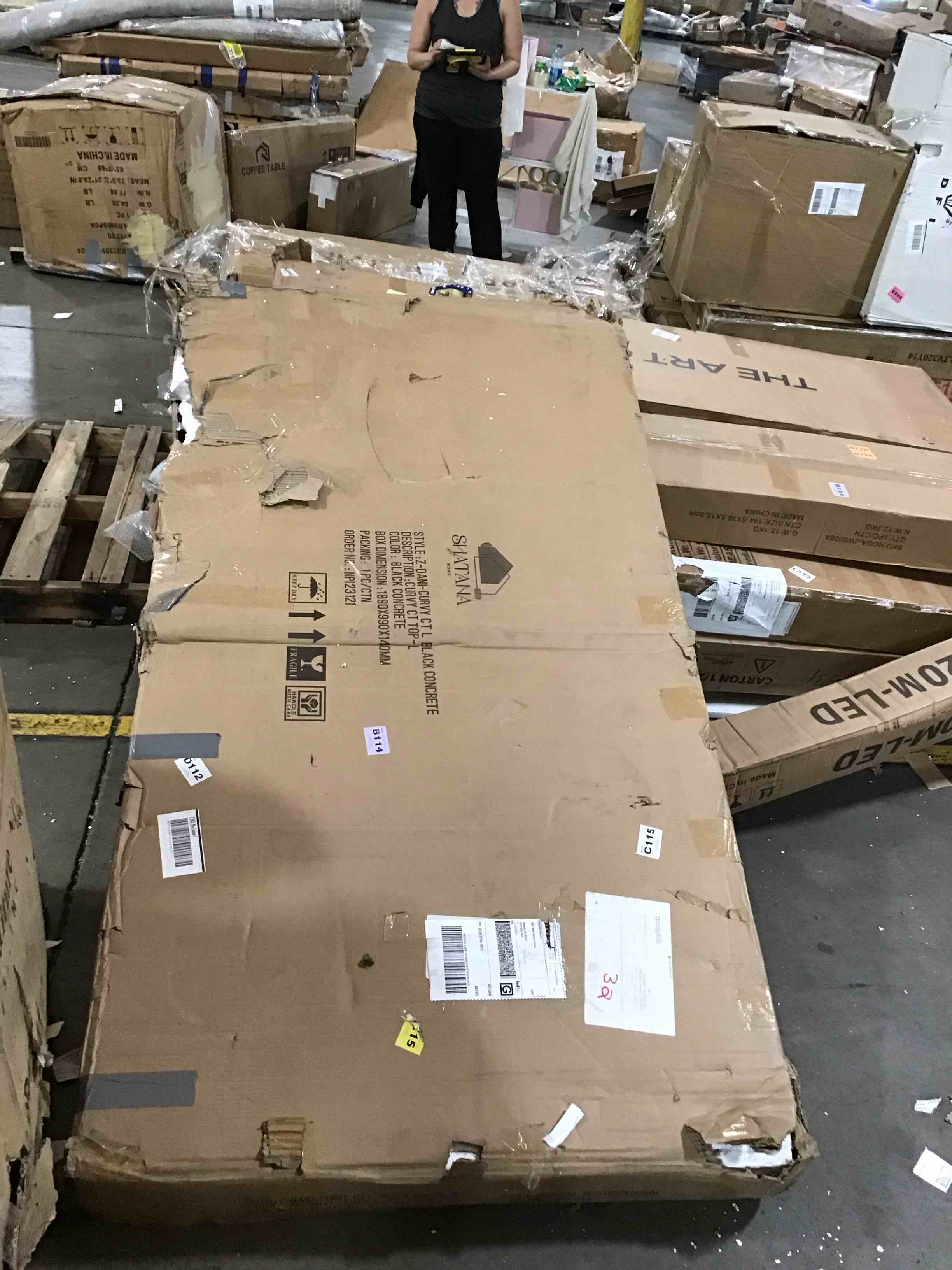 https://s3.amazonaws.com/lotting-images-prod/bidfta/YEL6385575_1713296807873.jpeg