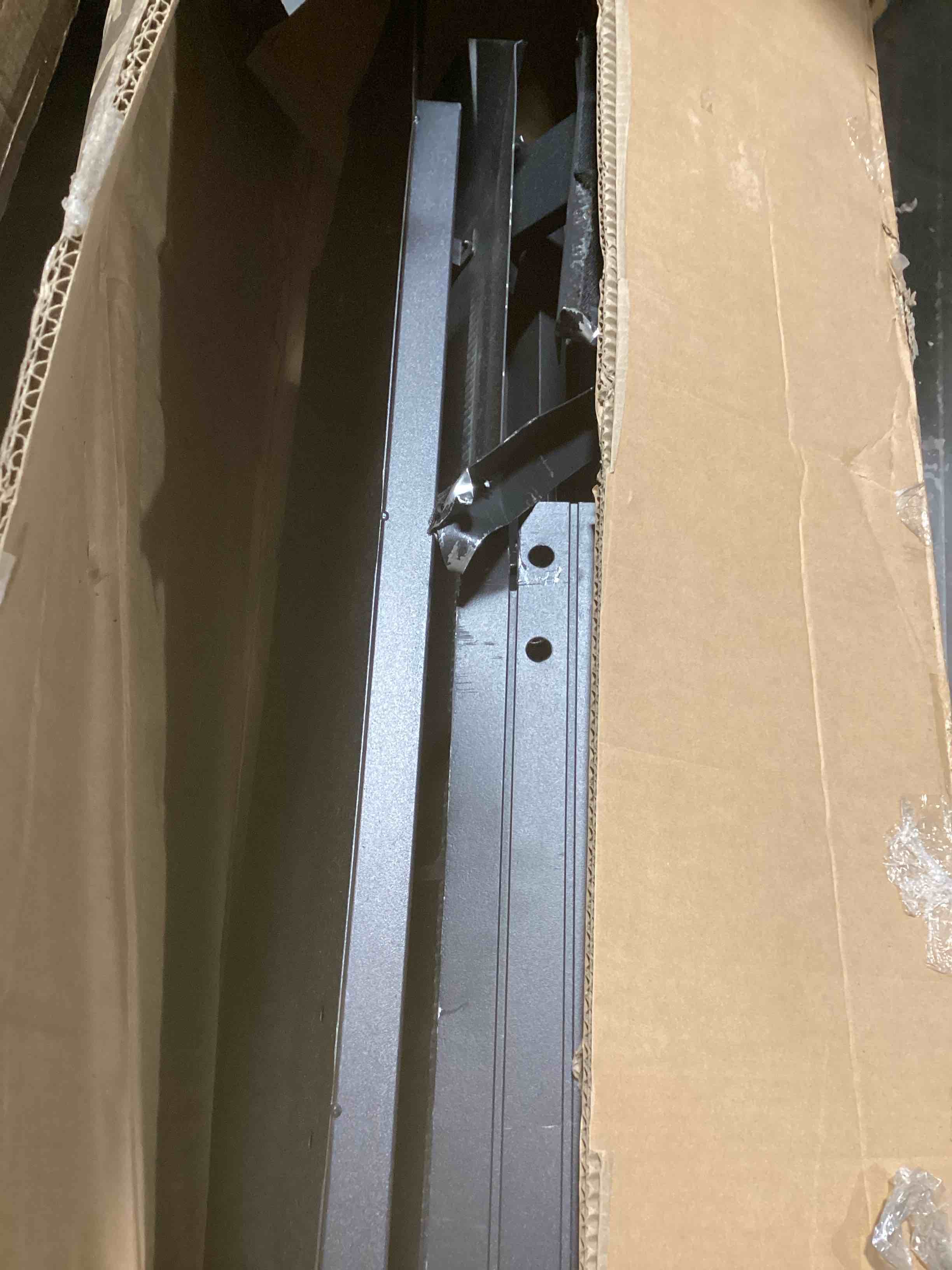 https://s3.amazonaws.com/lotting-images-prod/bidfta/YEL6386140_1714066173363.jpeg