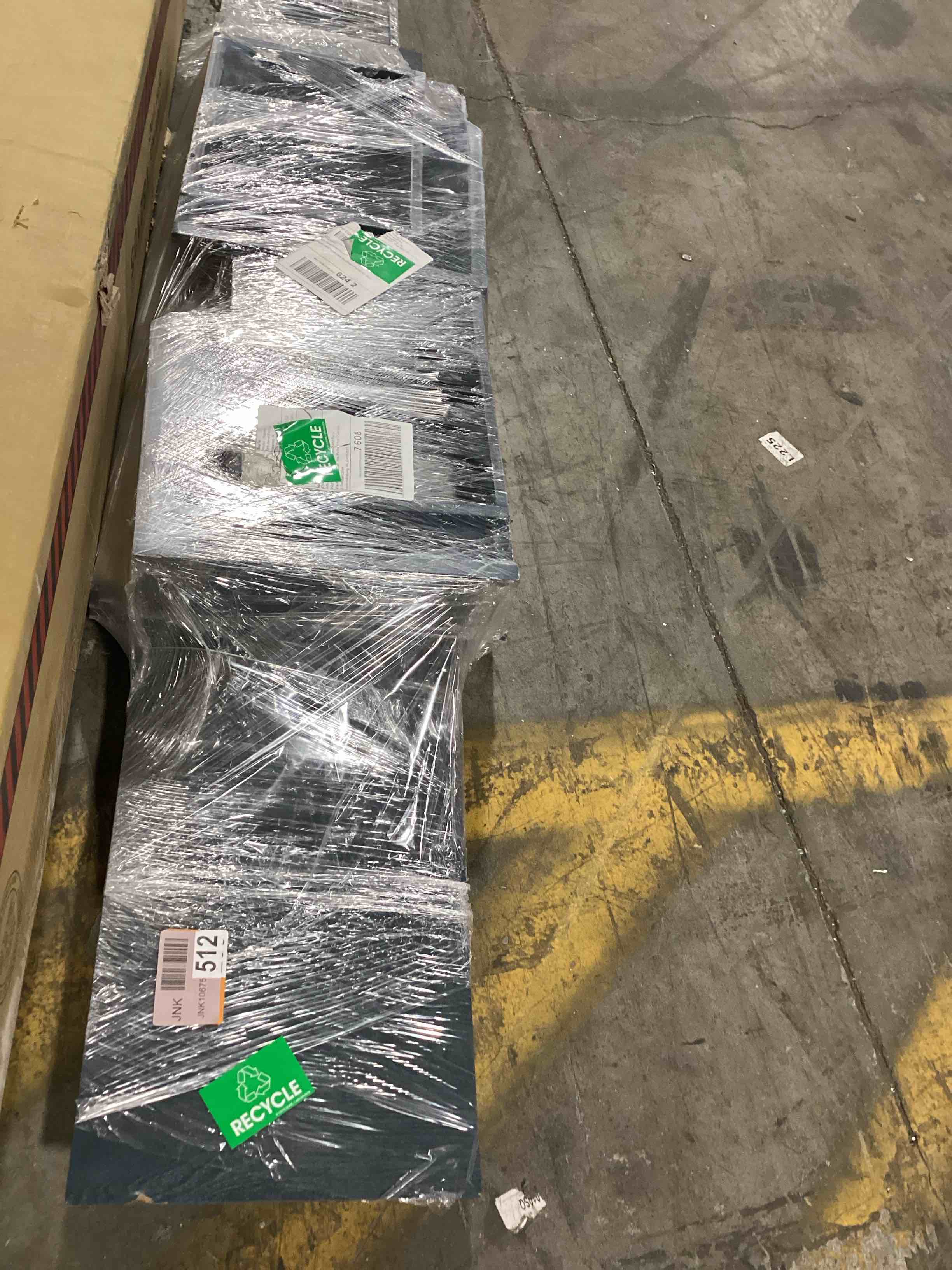 https://s3.amazonaws.com/lotting-images-prod/bidfta/YEL6386507_1714583241096.jpeg