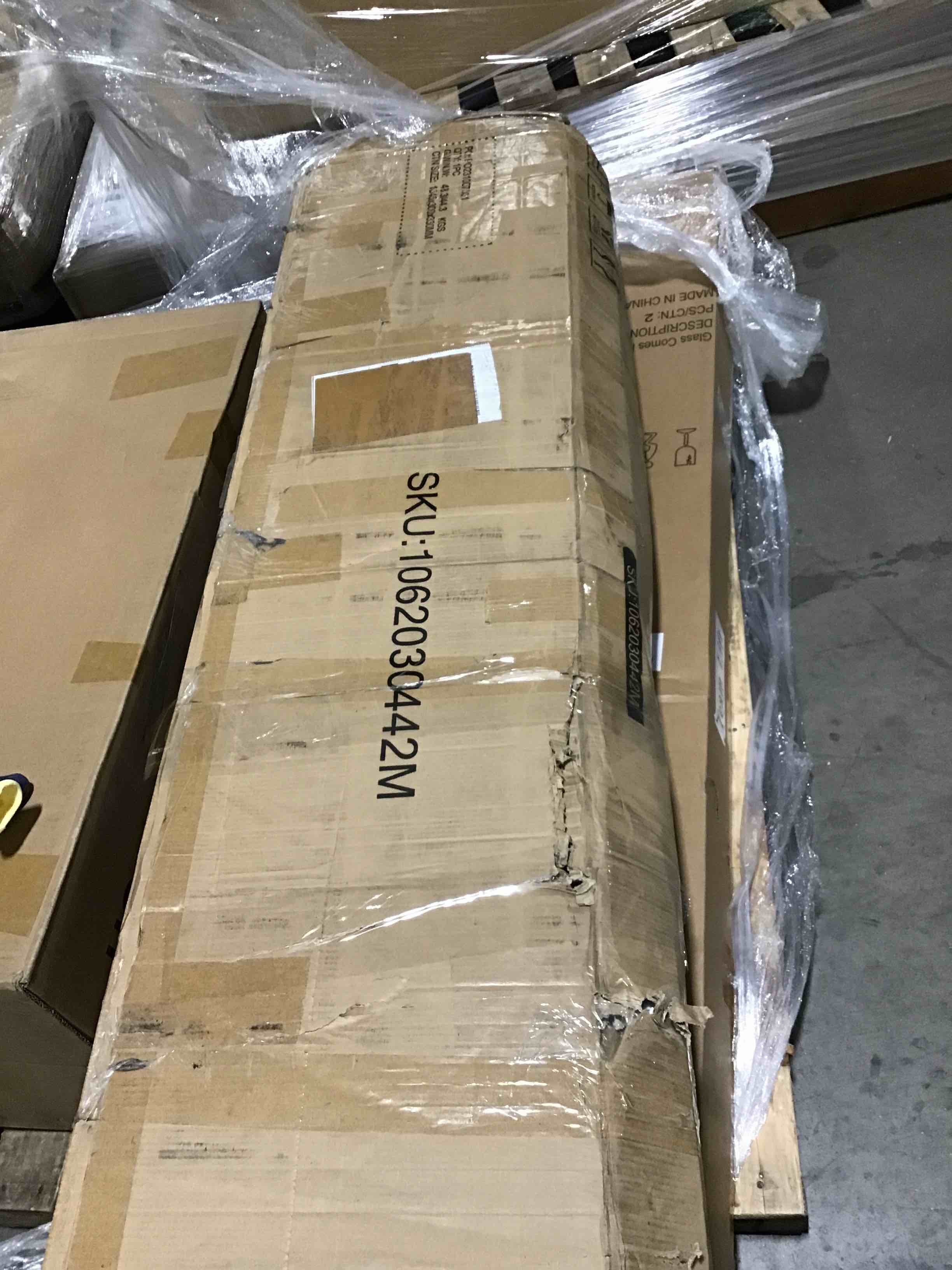 https://s3.amazonaws.com/lotting-images-prod/bidfta/YEL6388007_1714571389816.jpeg