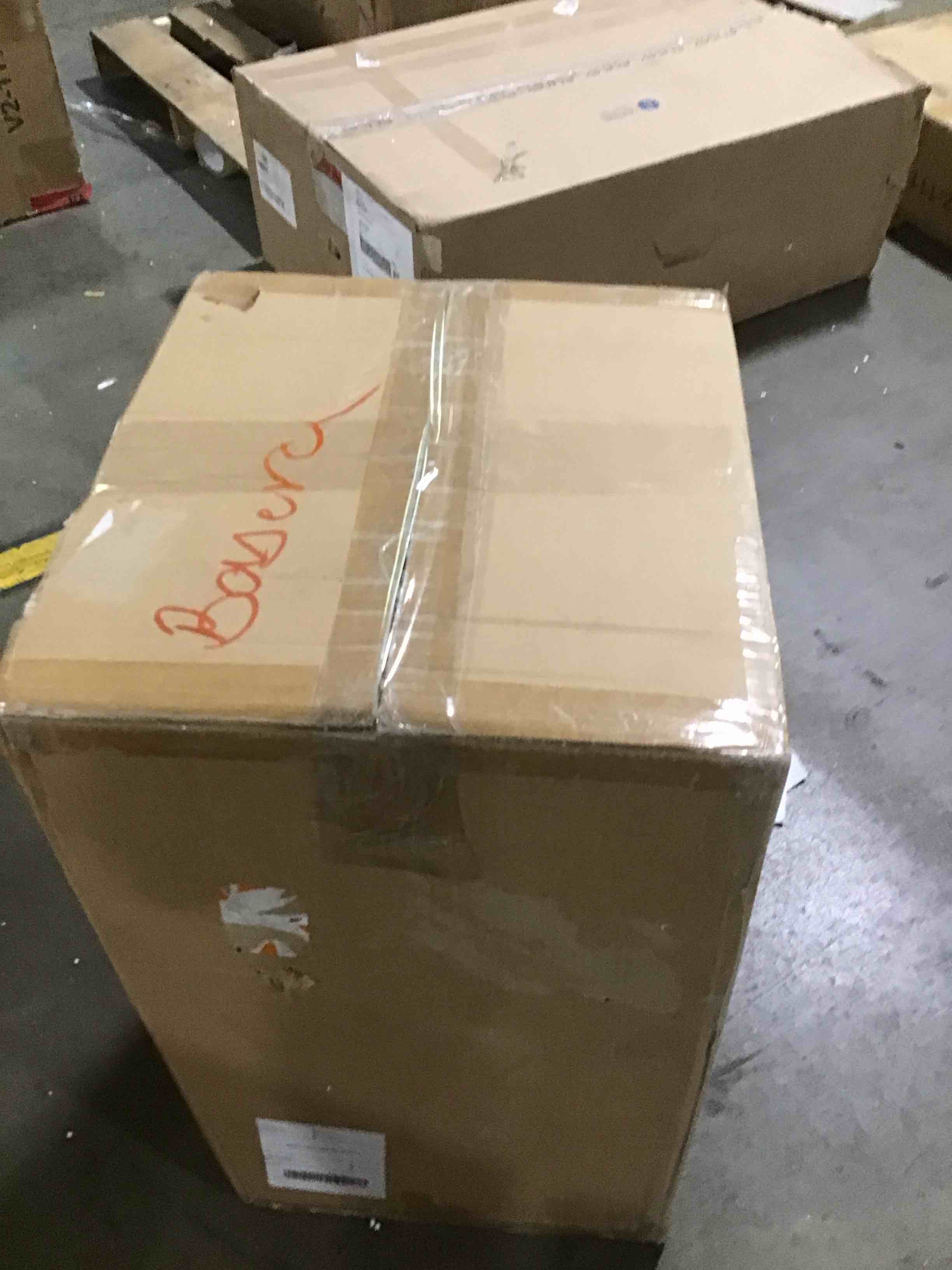 https://s3.amazonaws.com/lotting-images-prod/bidfta/YEL6388085_1714654899718.jpeg