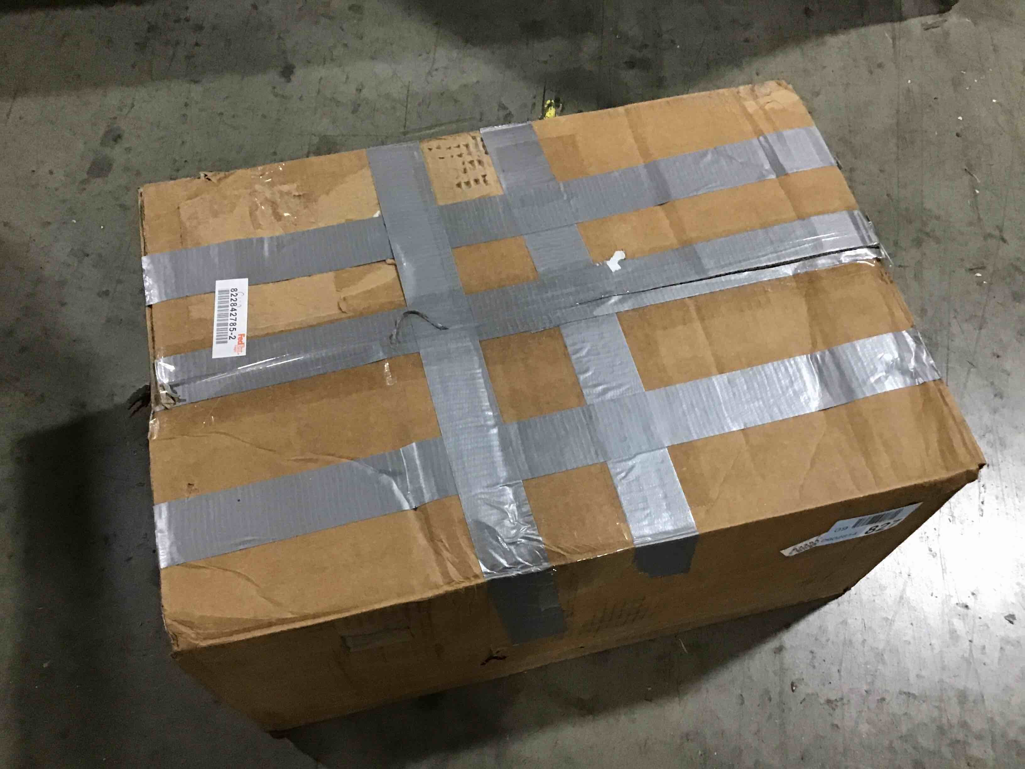 https://s3.amazonaws.com/lotting-images-prod/bidfta/YEL6388998_1713448028501.jpeg