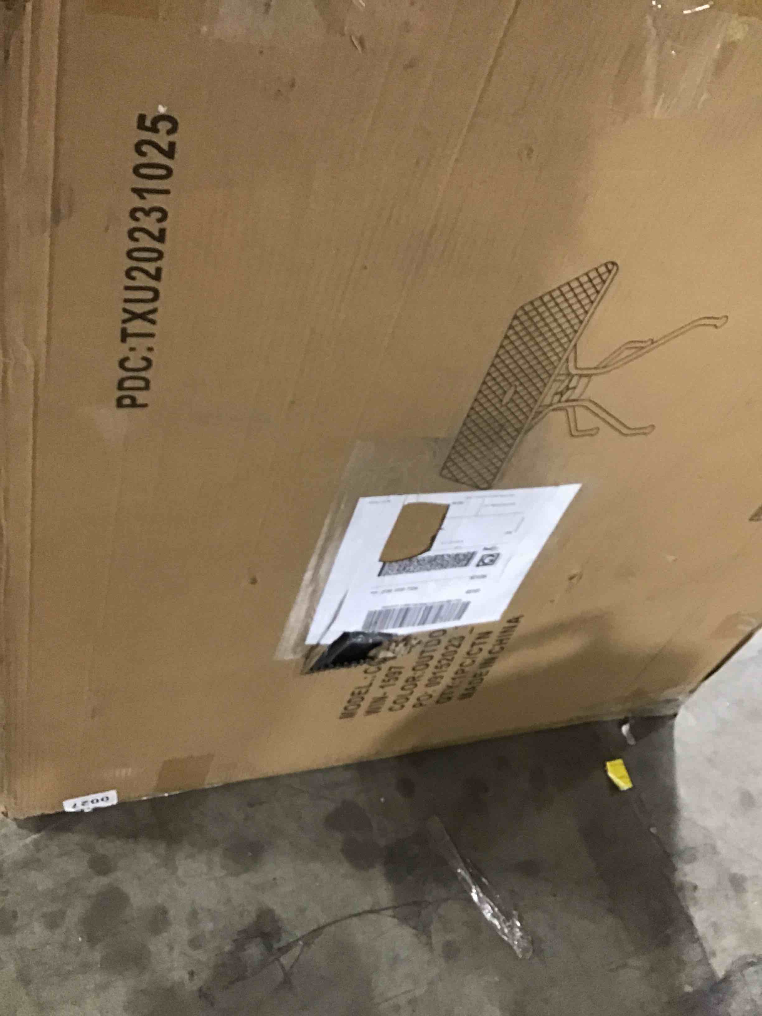 https://s3.amazonaws.com/lotting-images-prod/bidfta/YEL6390283_1714570466083.jpeg