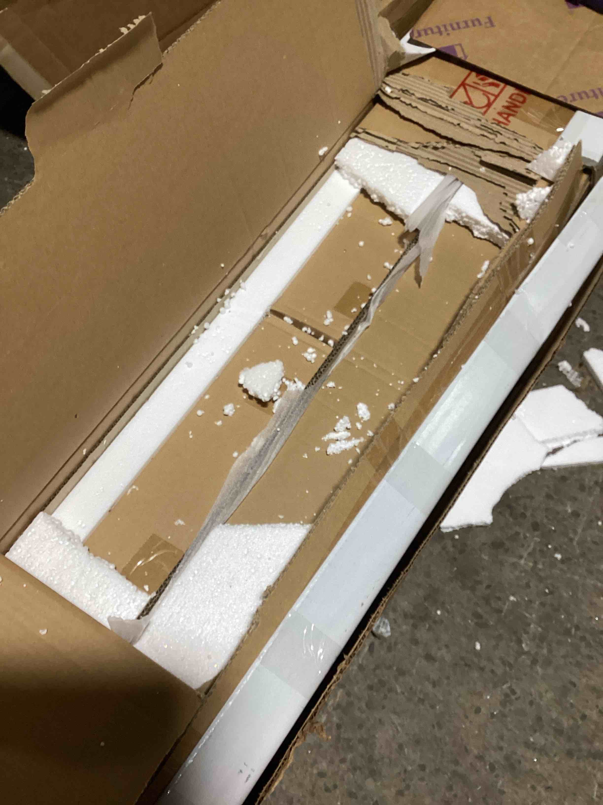 https://s3.amazonaws.com/lotting-images-prod/bidfta/YEL6390462_1713450362457.jpeg