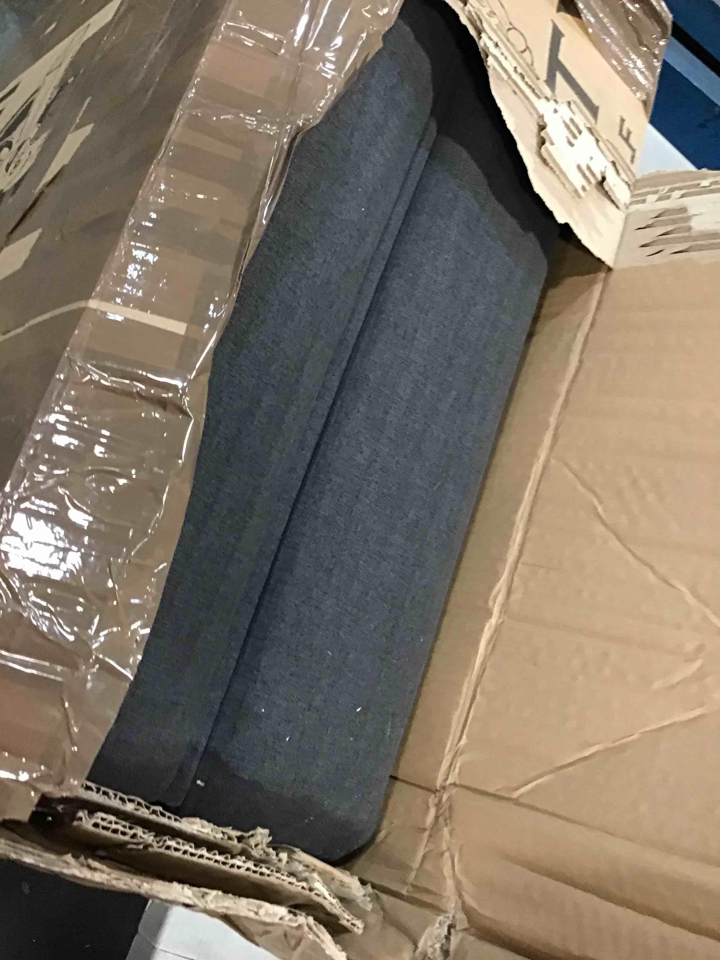 https://s3.amazonaws.com/lotting-images-prod/bidfta/YEL6392170_1715087115989.jpeg