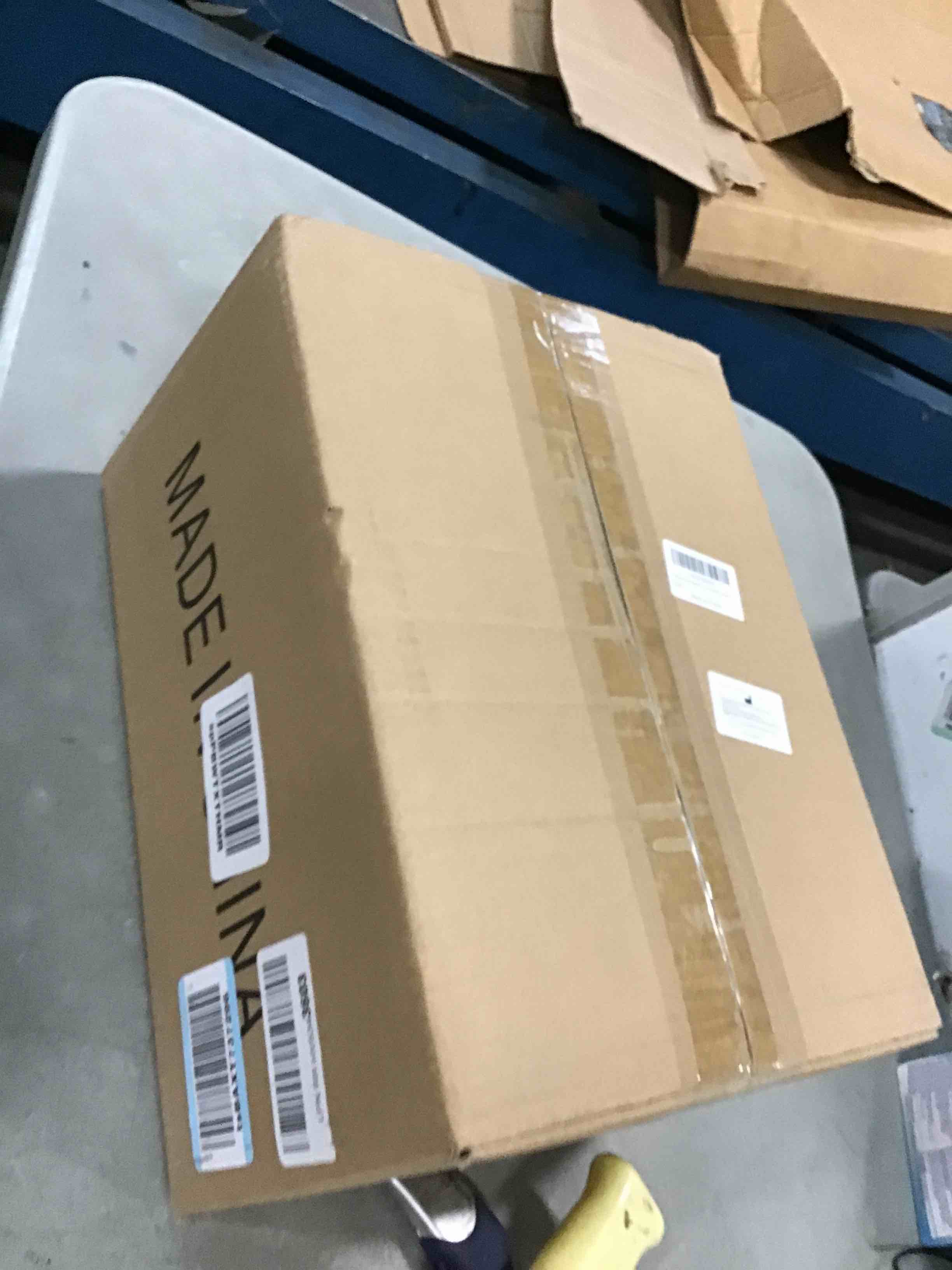 https://s3.amazonaws.com/lotting-images-prod/bidfta/YEL6392171_1715087149086.jpeg