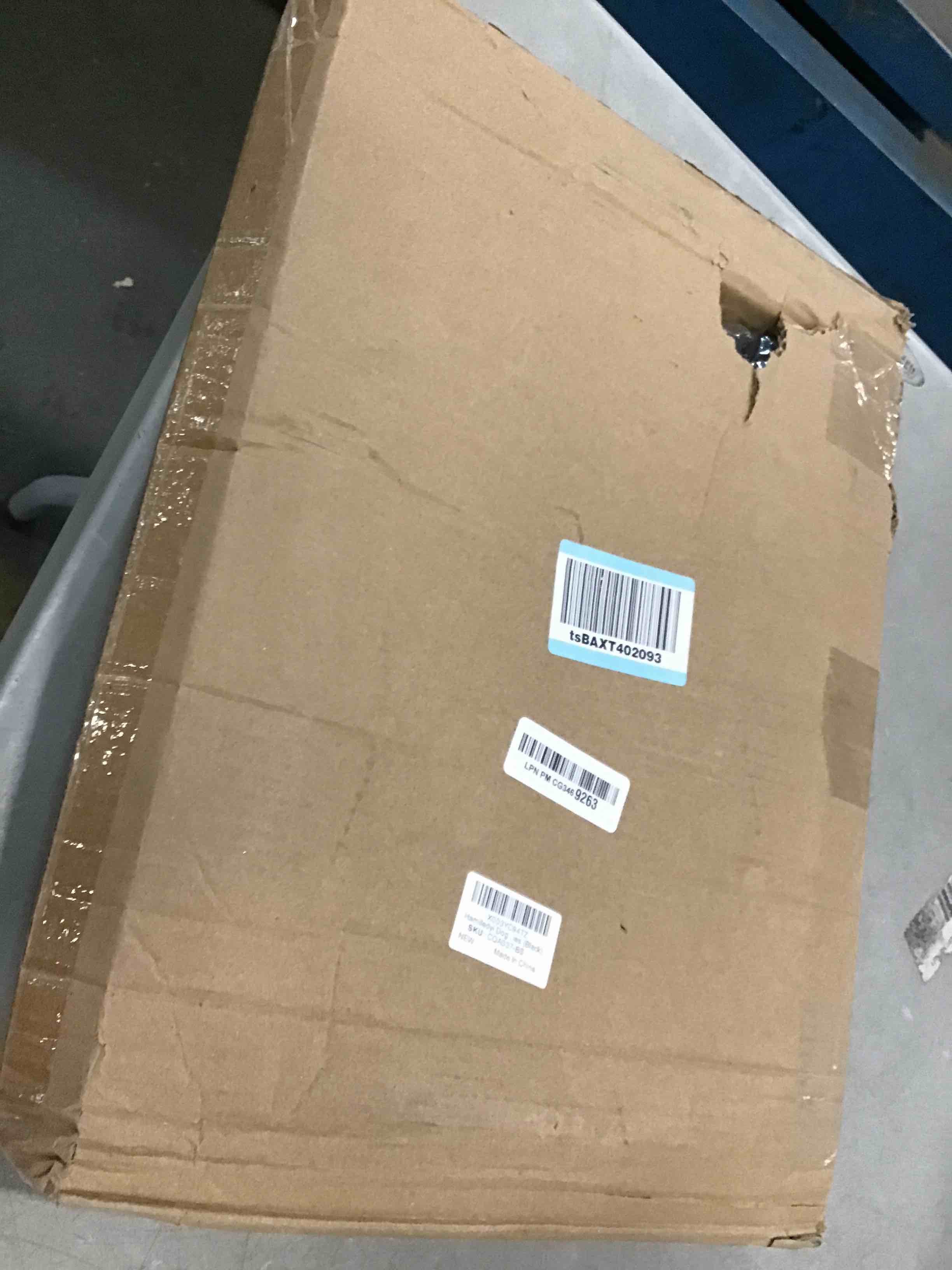 https://s3.amazonaws.com/lotting-images-prod/bidfta/YEL6392328_1715098610792.jpeg