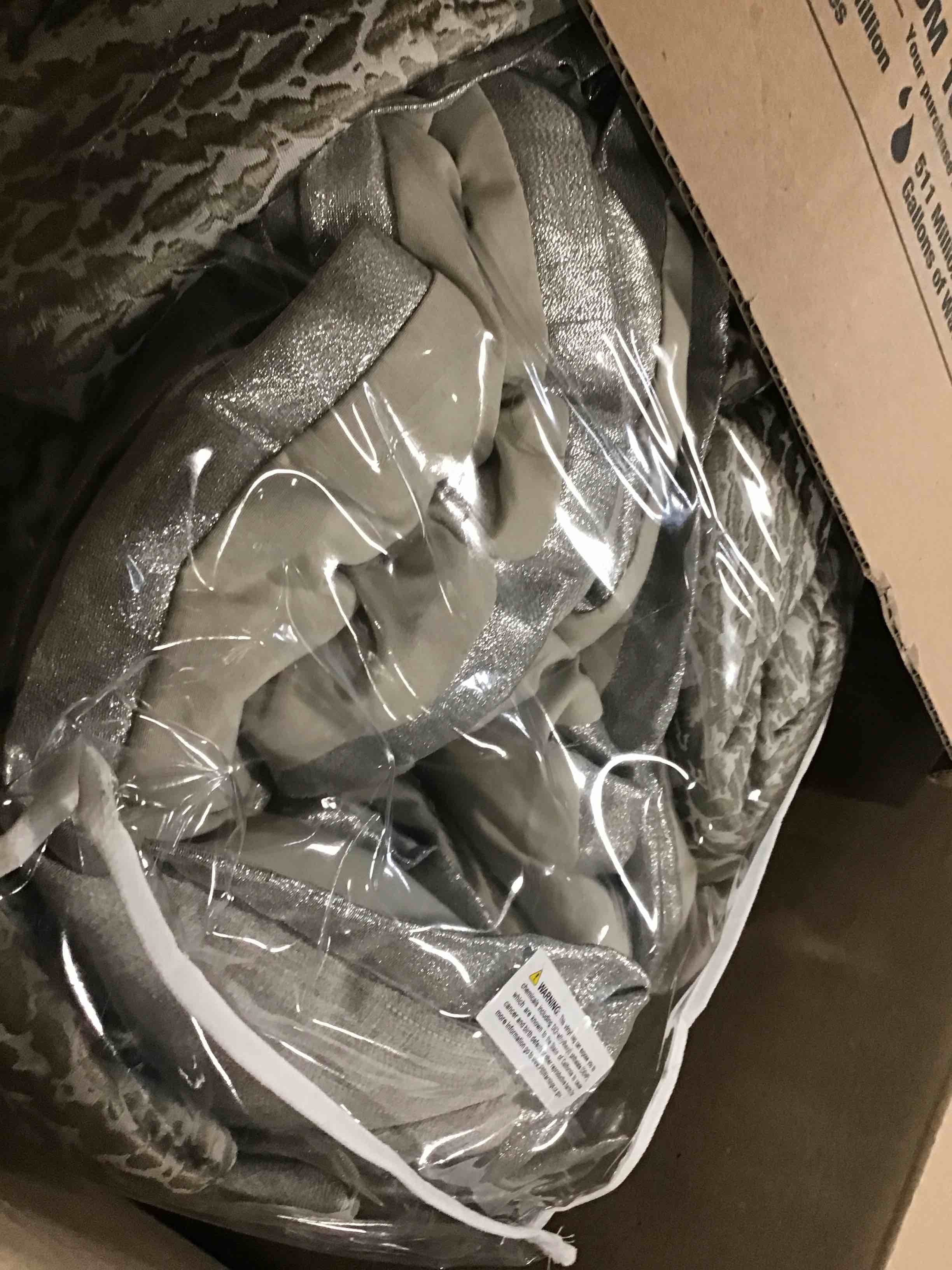 https://s3.amazonaws.com/lotting-images-prod/bidfta/YEL6392437_1715107913963.jpeg