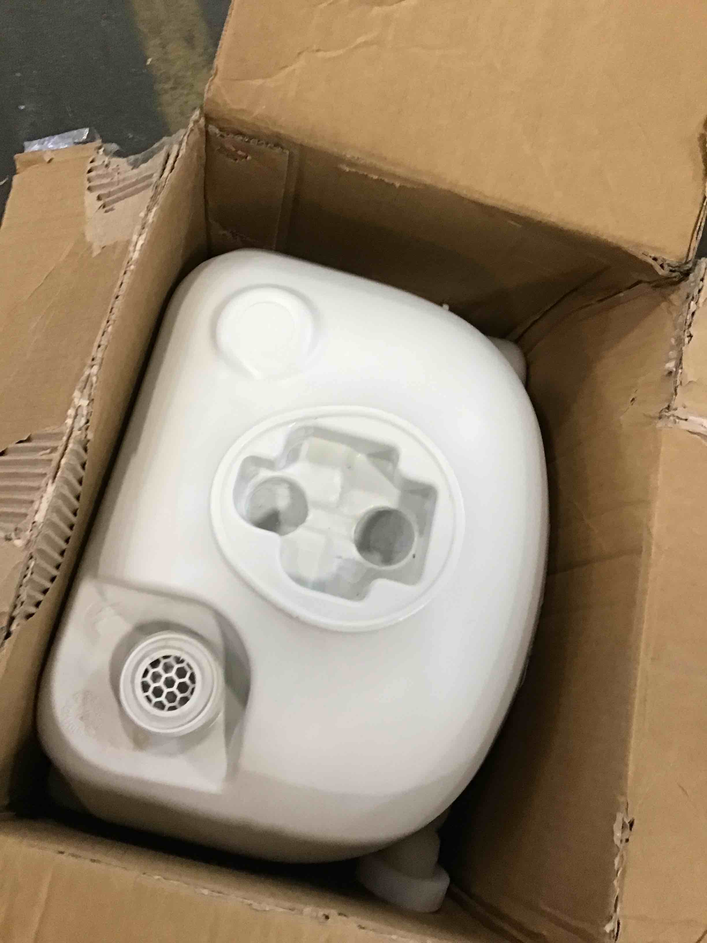 https://s3.amazonaws.com/lotting-images-prod/bidfta/YEL6392480_1715110797000.jpeg