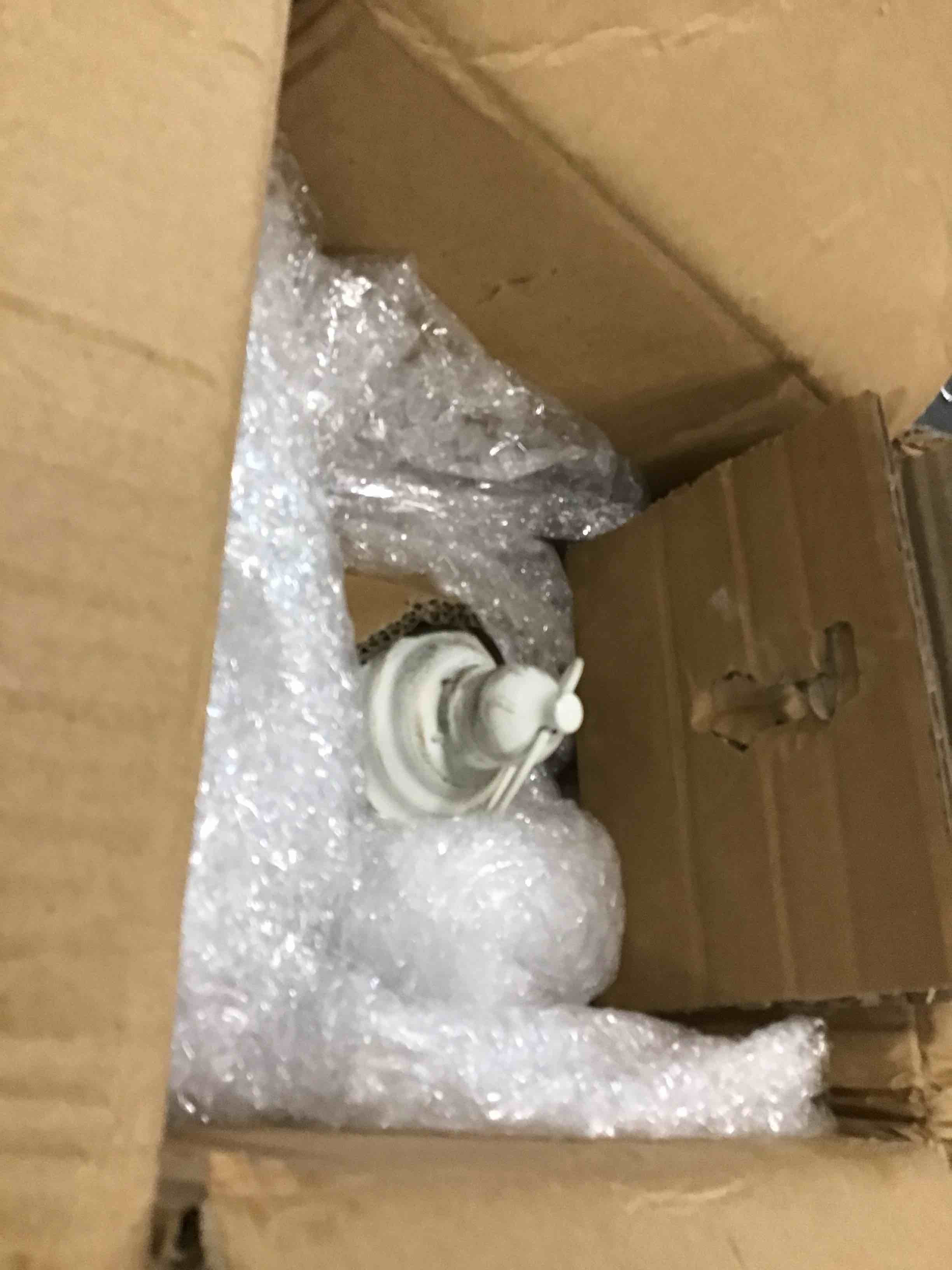 https://s3.amazonaws.com/lotting-images-prod/bidfta/YEL6393302_1715259836959.jpeg