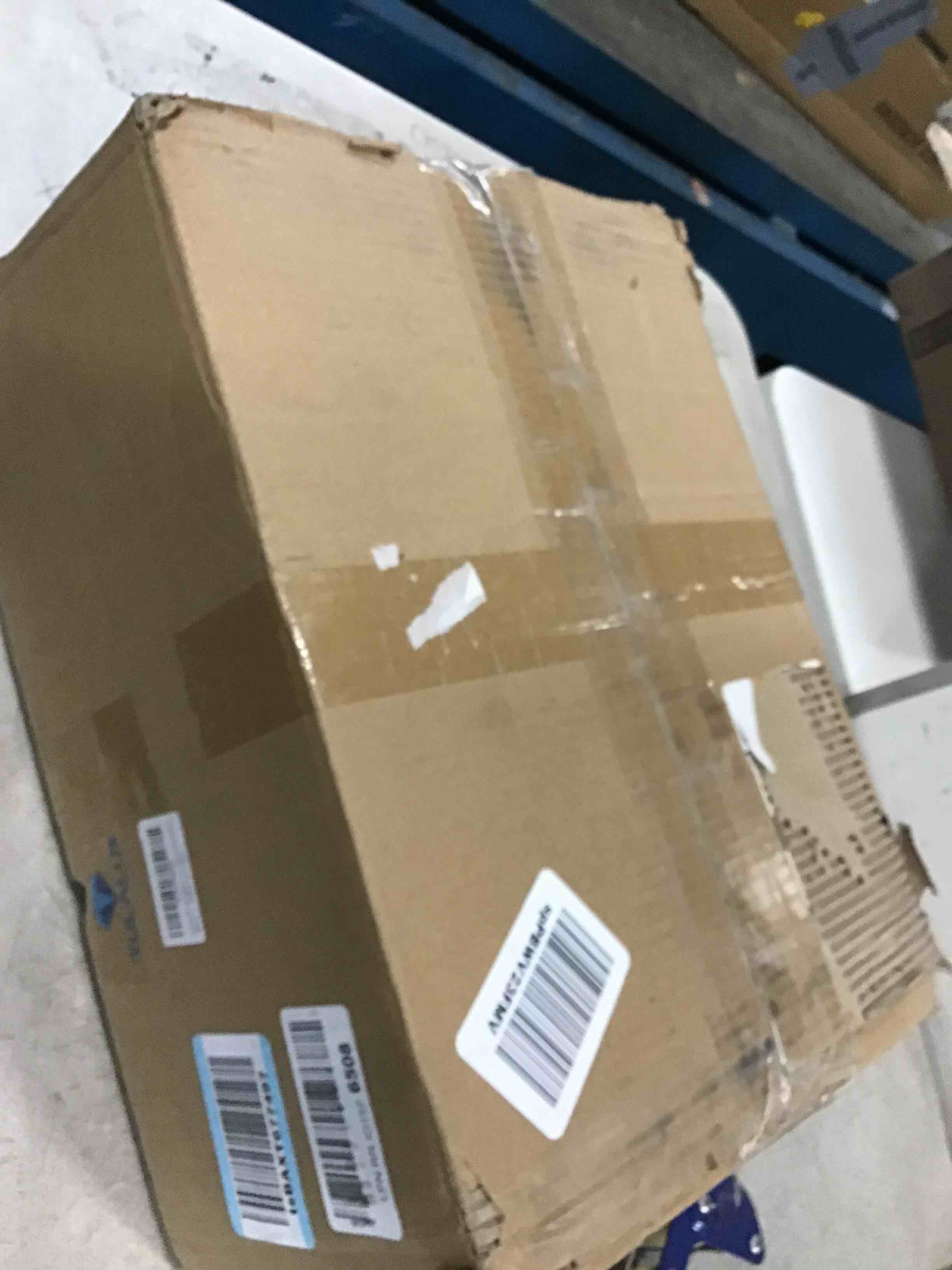 https://s3.amazonaws.com/lotting-images-prod/bidfta/YEL6393341_1715262700730.jpeg