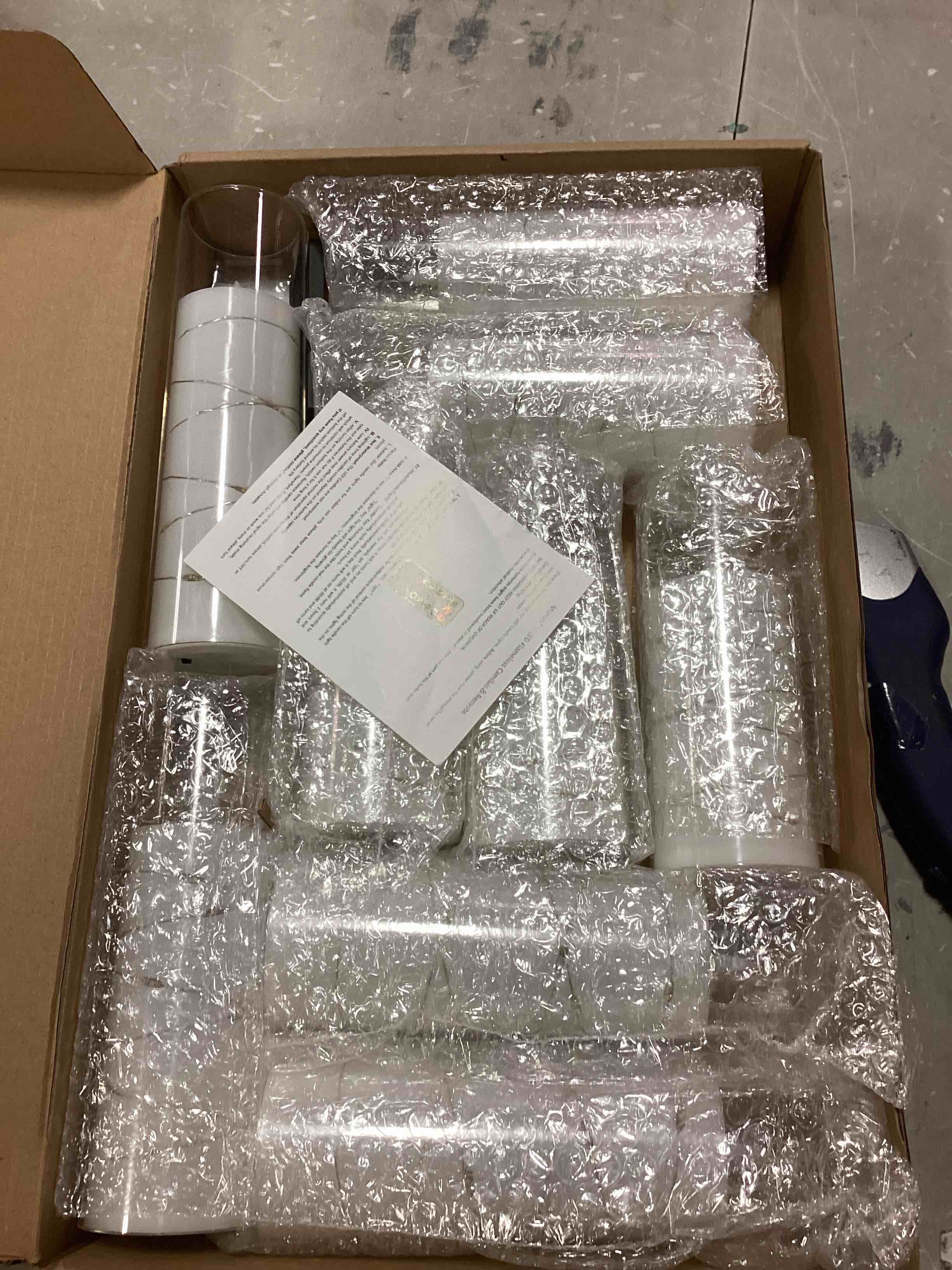 https://s3.amazonaws.com/lotting-images-prod/bidfta/YEL6394209_1716210185641.jpeg