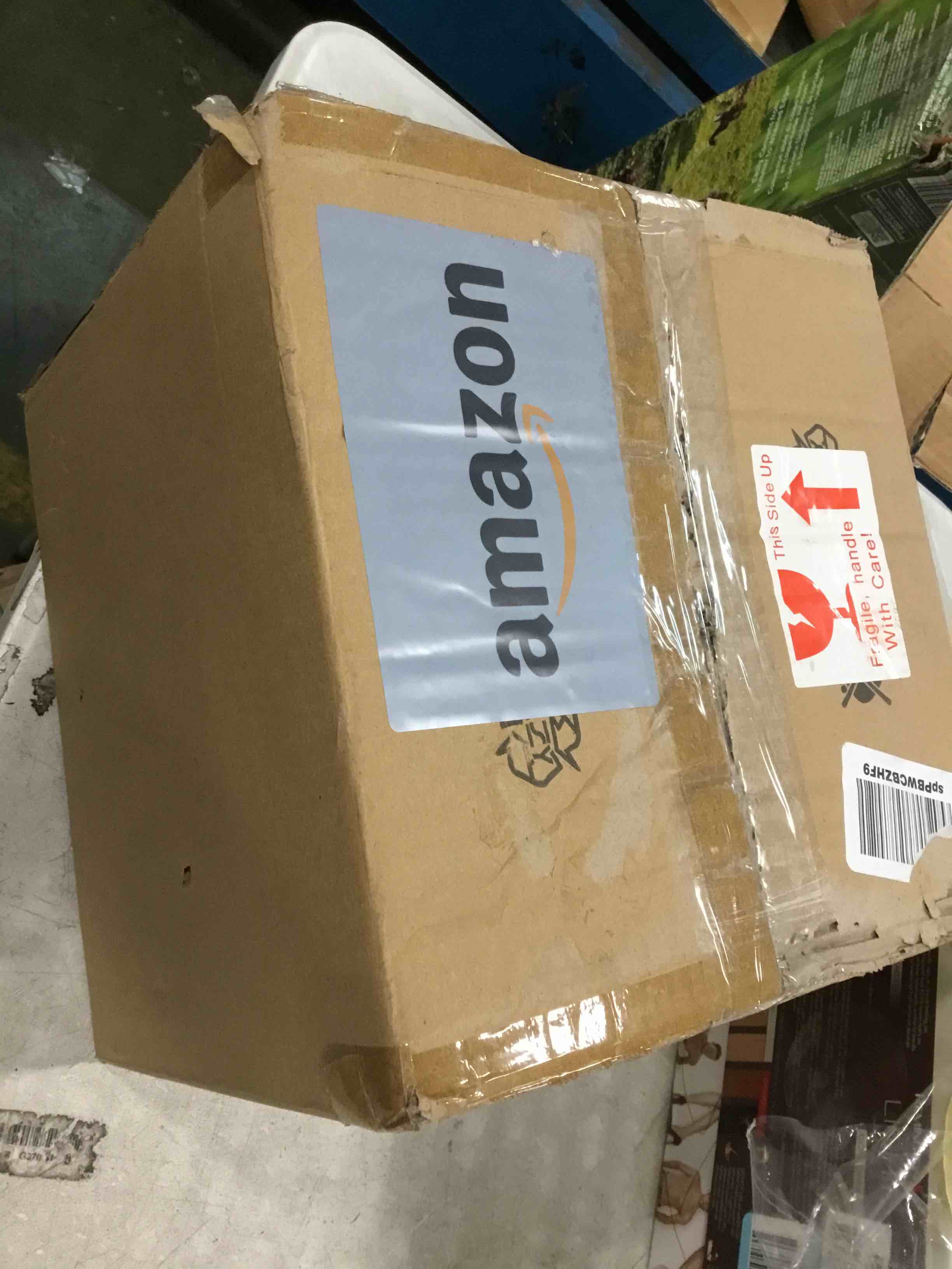 https://s3.amazonaws.com/lotting-images-prod/bidfta/YEL6394480_1716398325211.jpeg