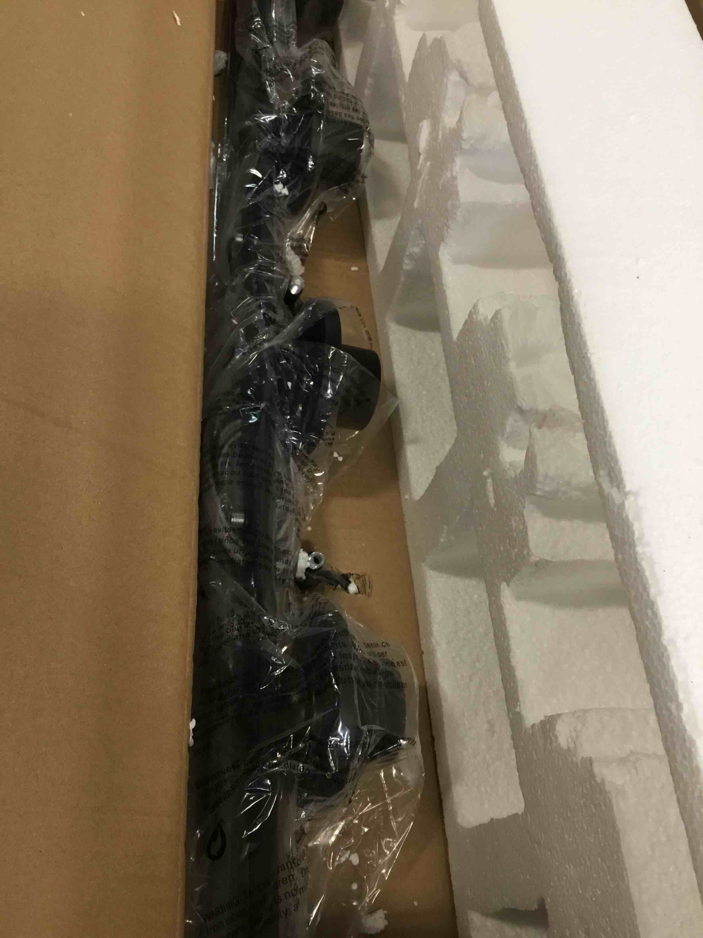 https://s3.amazonaws.com/lotting-images-prod/bidfta/YEL6394500_1716401031142.jpeg