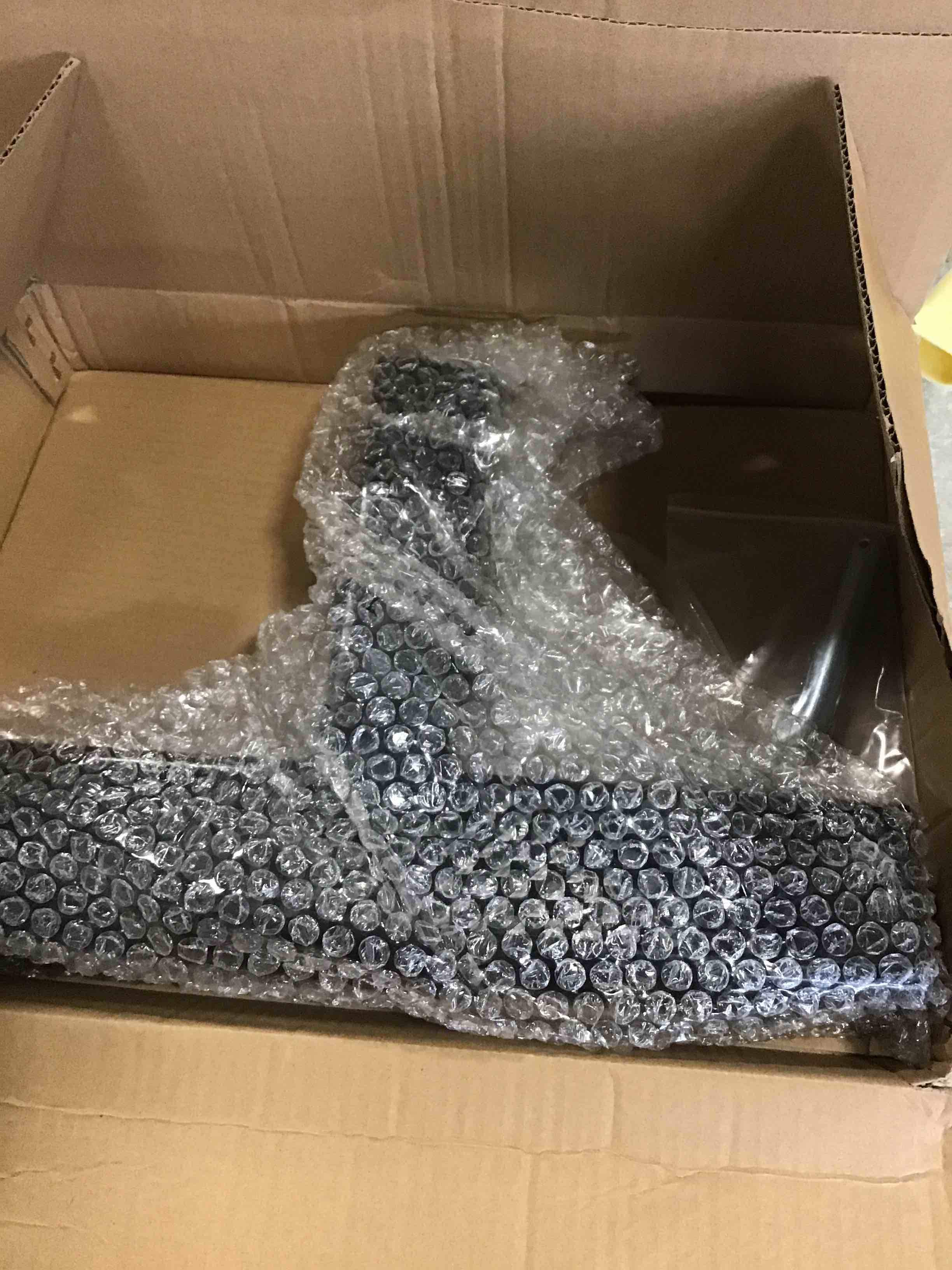 https://s3.amazonaws.com/lotting-images-prod/bidfta/YEL6396035_1715964449057.jpeg