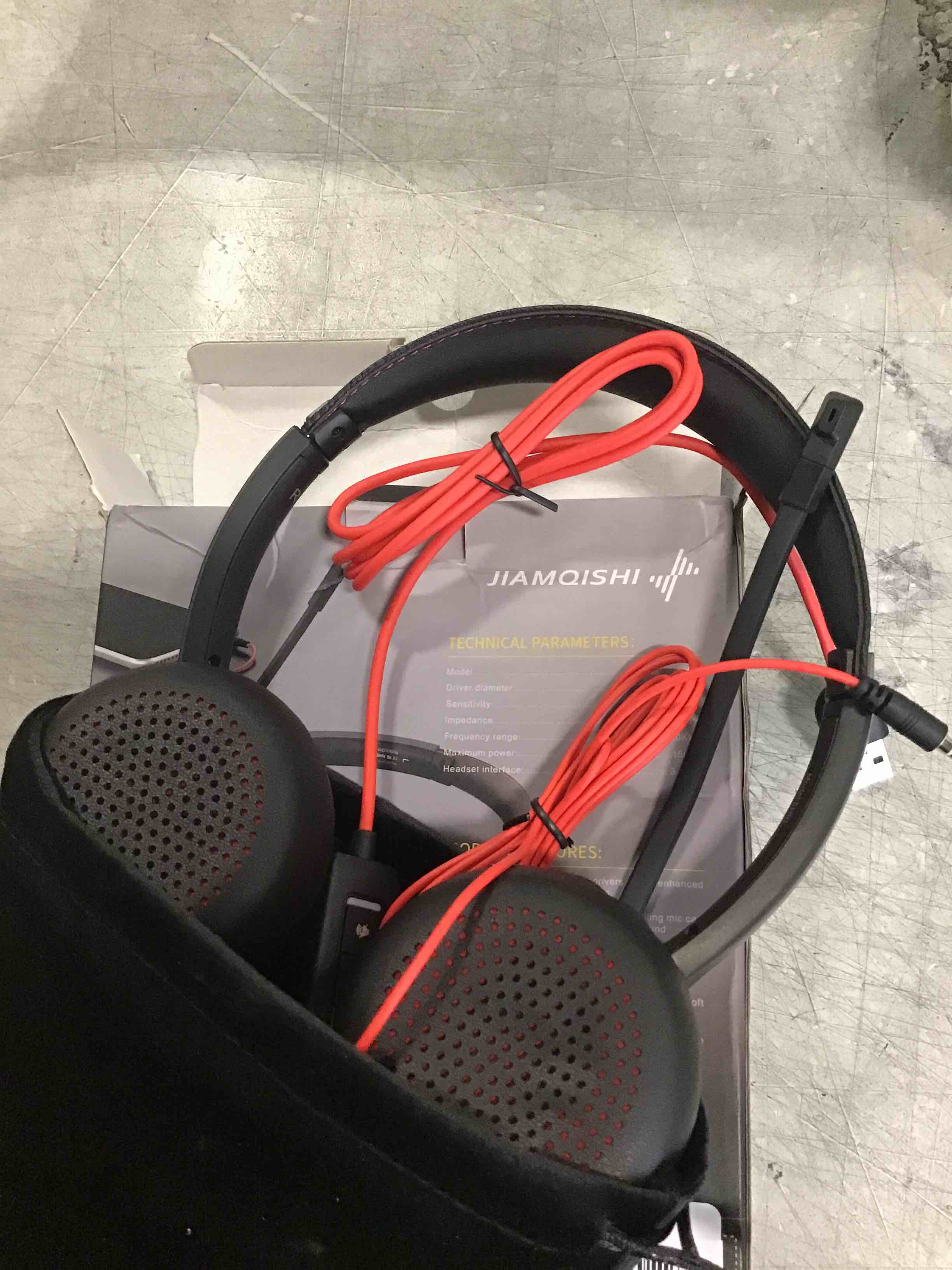 https://s3.amazonaws.com/lotting-images-prod/bidfta/YEL6396037_1715964932170.jpeg