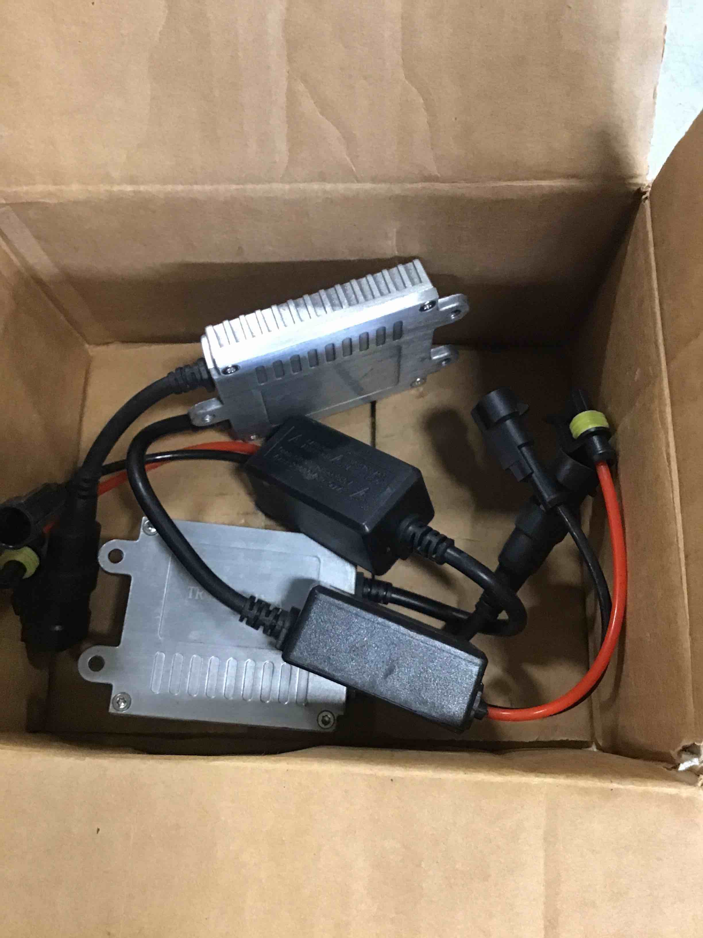 https://s3.amazonaws.com/lotting-images-prod/bidfta/YEL6396083_1715967901466.jpeg