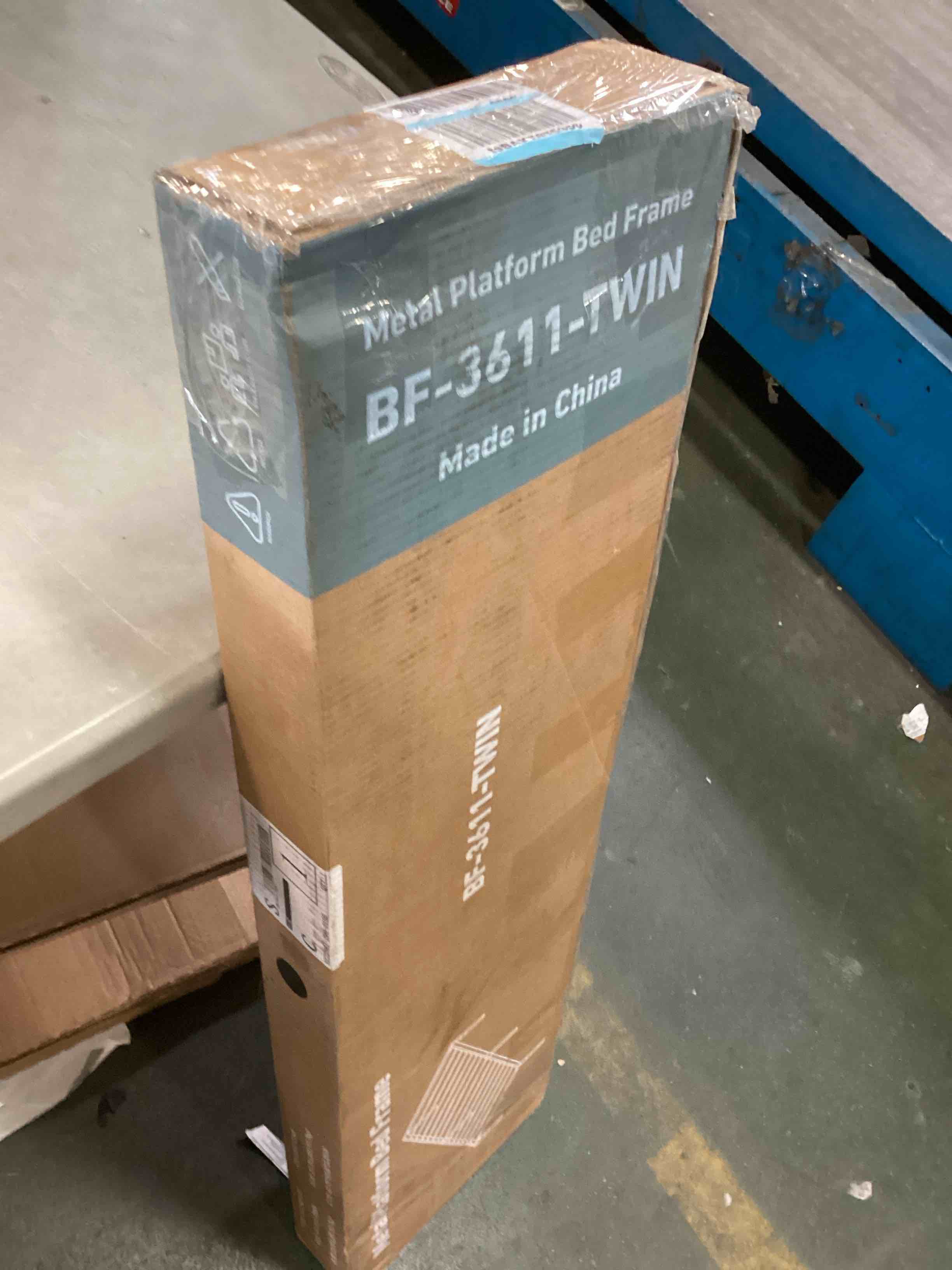 https://s3.amazonaws.com/lotting-images-prod/bidfta/YEL6398341_1715438439951.jpeg