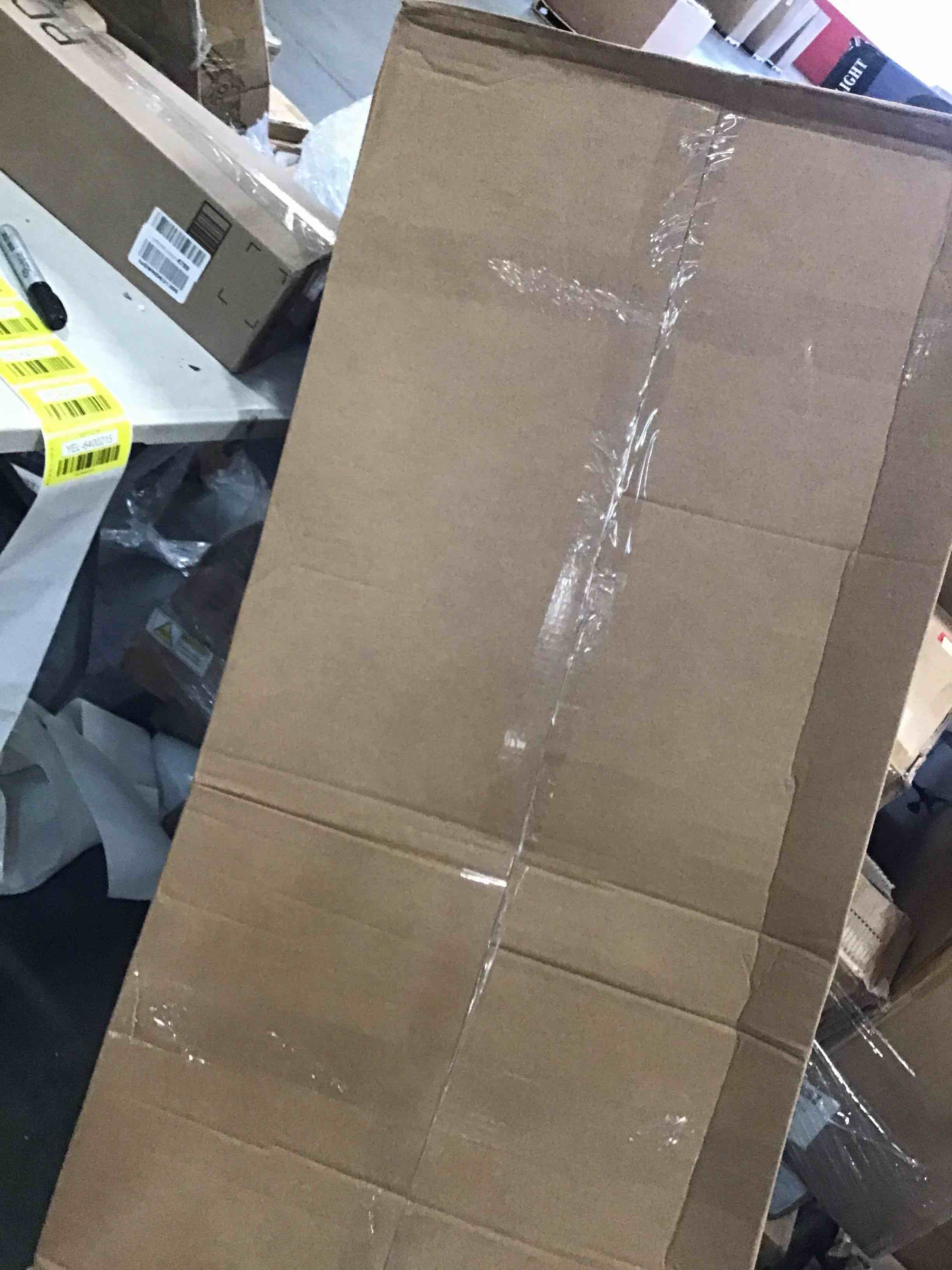 https://s3.amazonaws.com/lotting-images-prod/bidfta/YEL6400215_1715614581276.jpeg