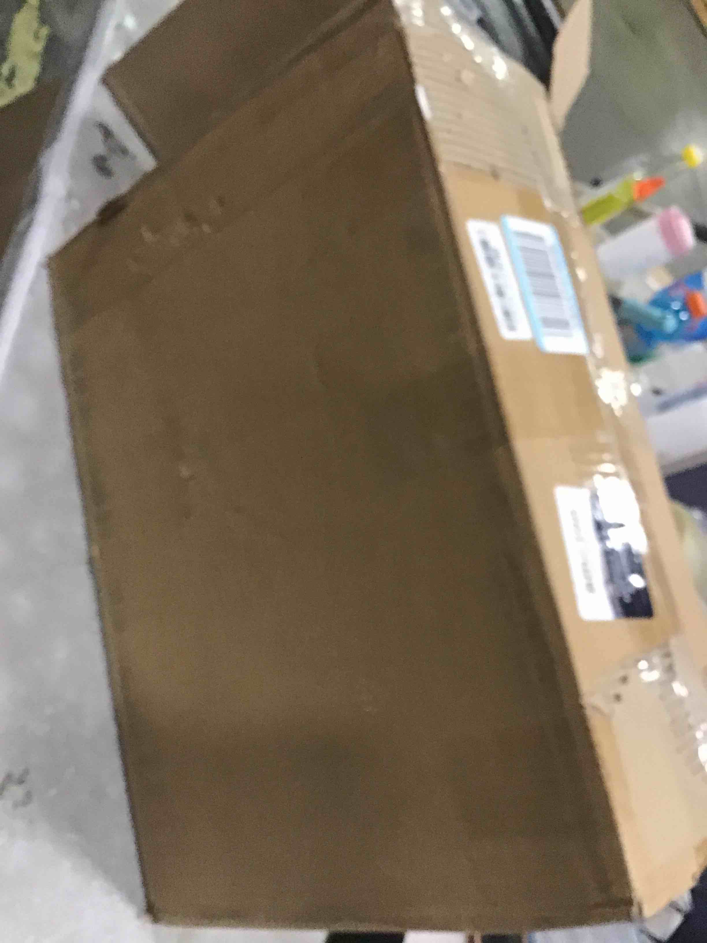 https://s3.amazonaws.com/lotting-images-prod/bidfta/YEL6400390_1715685662645.jpeg
