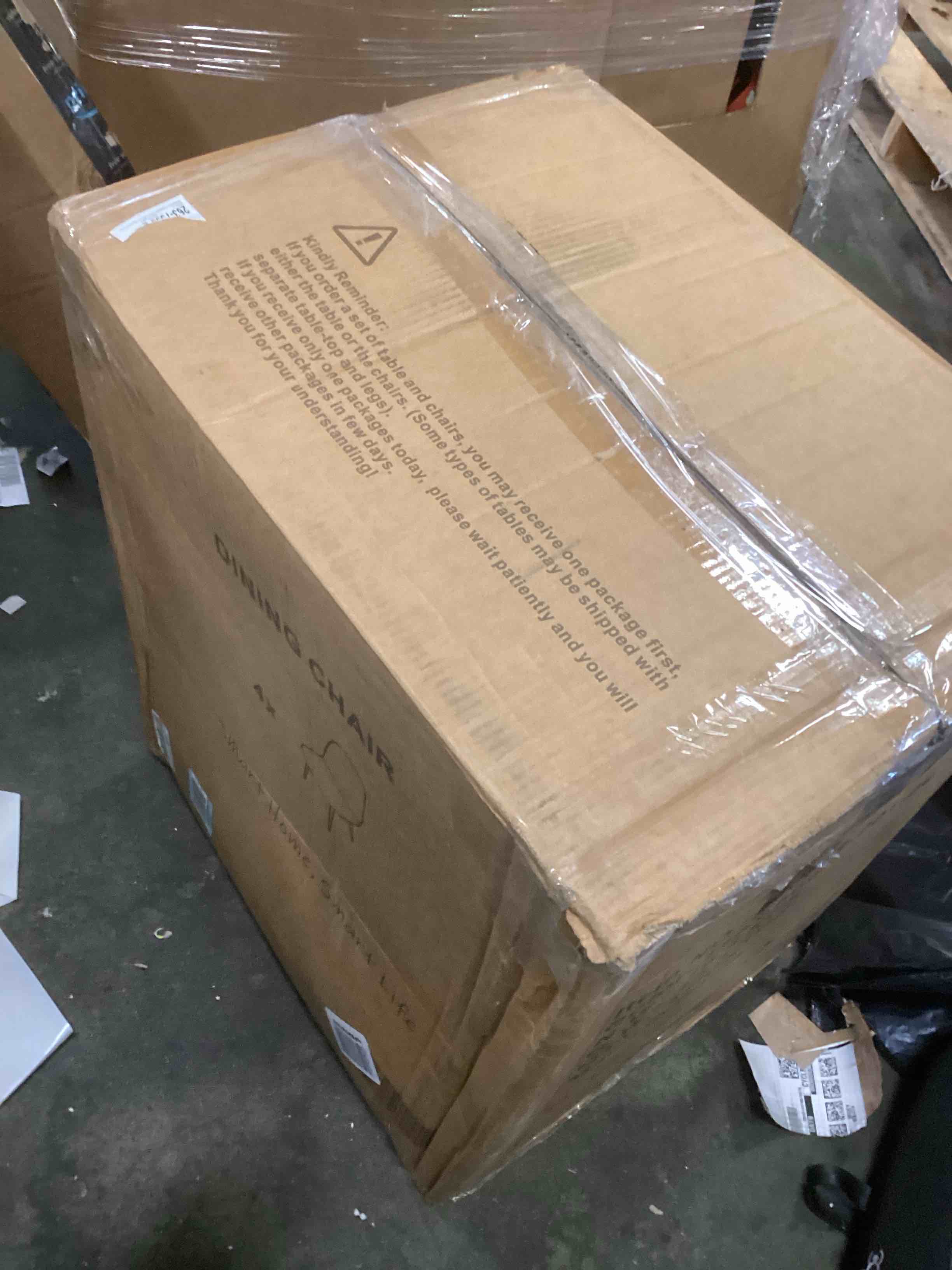 https://s3.amazonaws.com/lotting-images-prod/bidfta/YEL6401232_1715112328542.jpeg