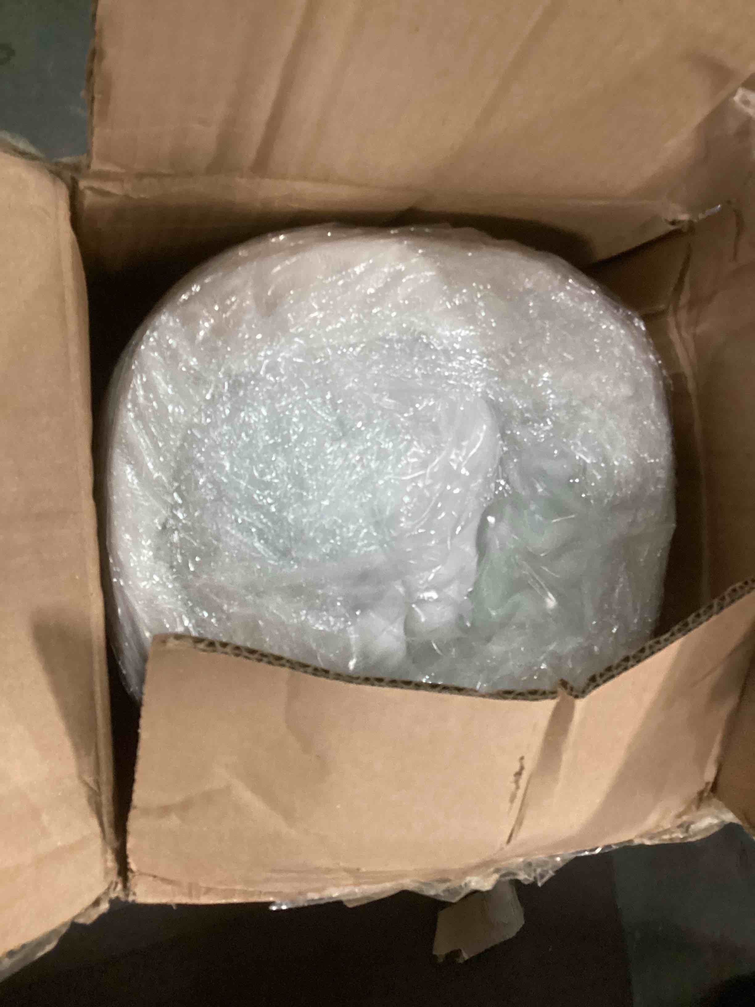 https://s3.amazonaws.com/lotting-images-prod/bidfta/YEL6401802_1715428185782.jpeg
